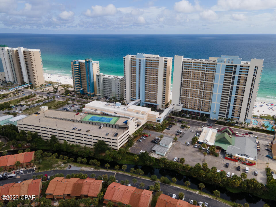 Majestic Beach Tower I - Residential