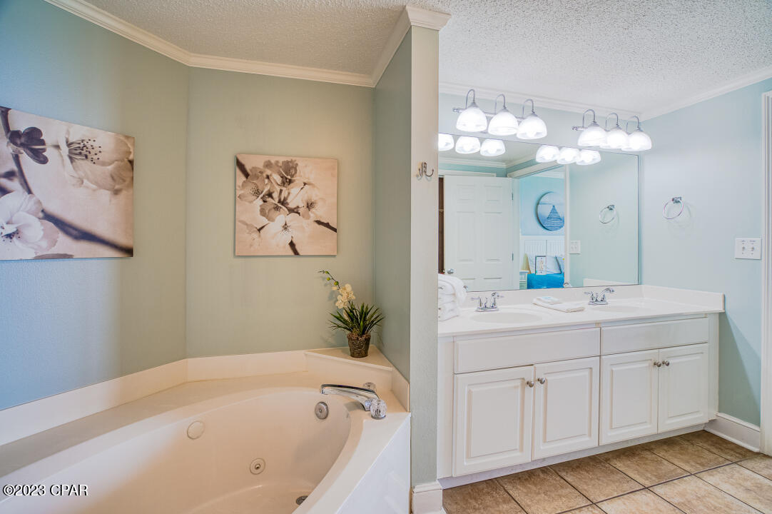 Majestic Beach Tower I - Residential