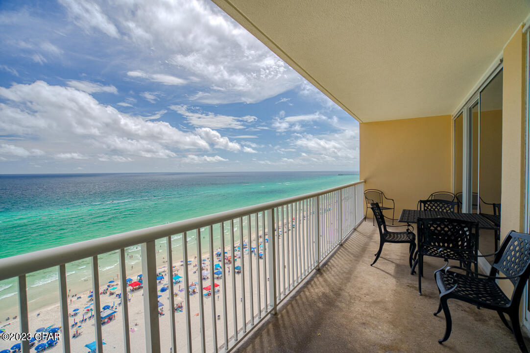 Majestic Beach Tower I - Residential