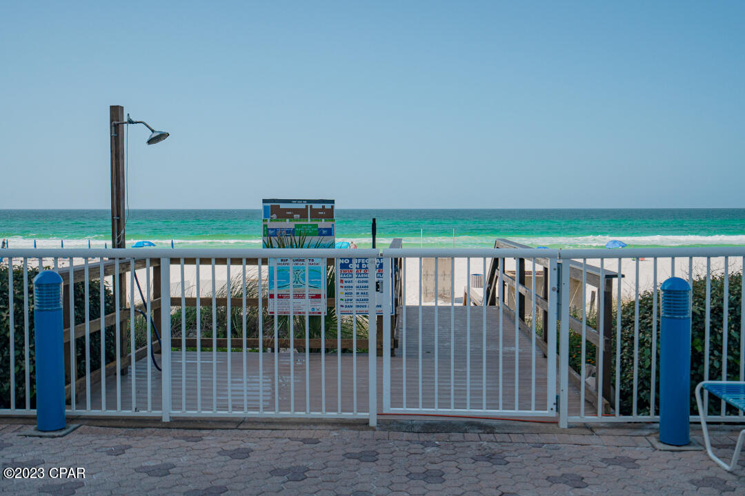 Majestic Beach Tower I - Residential