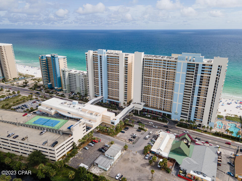 Majestic Beach Tower I - Residential