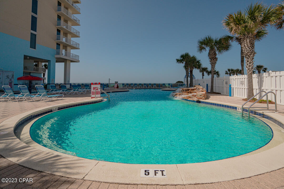 Majestic Beach Tower I - Residential