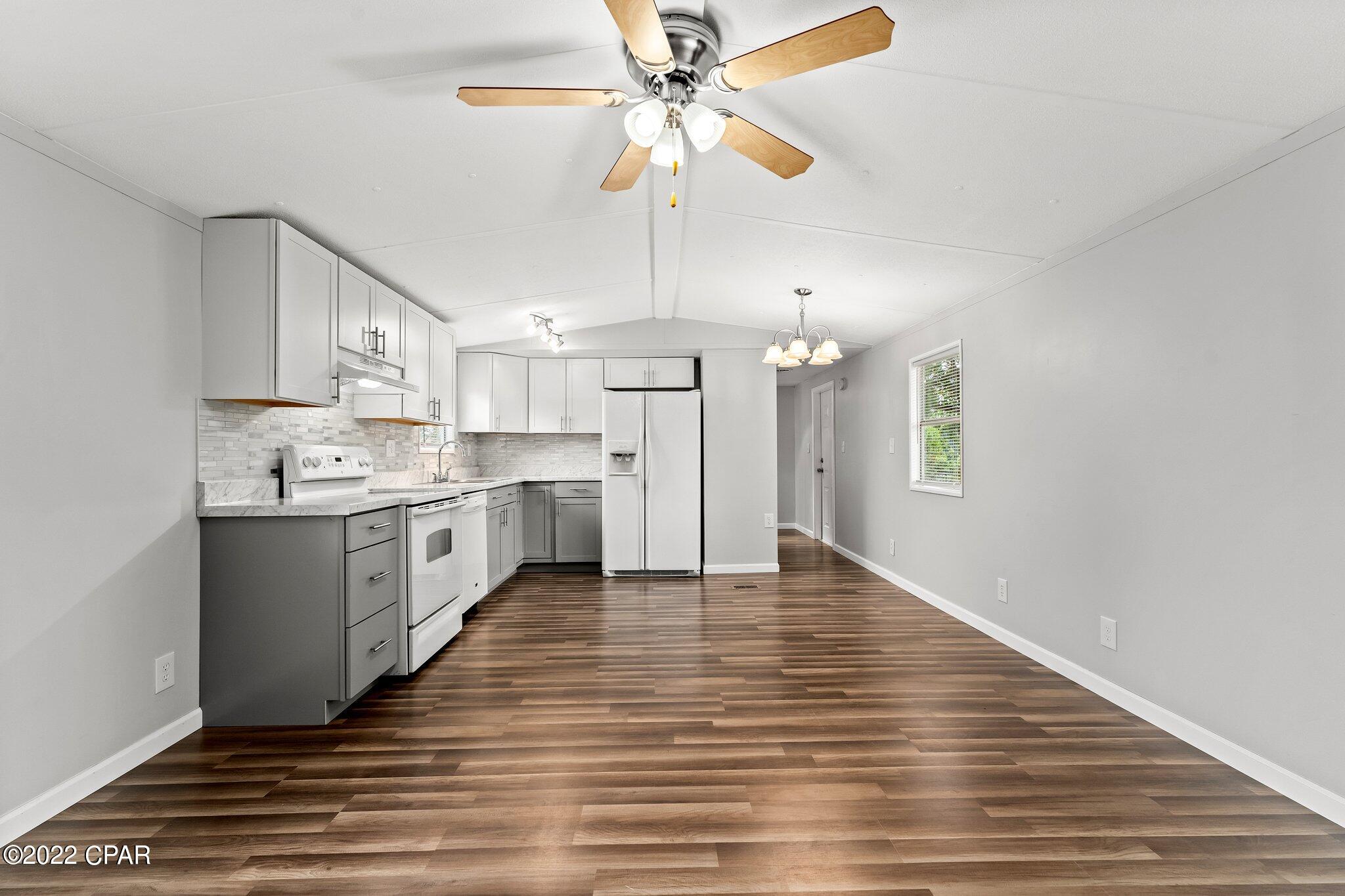 North Lagoon Oaks - Residential