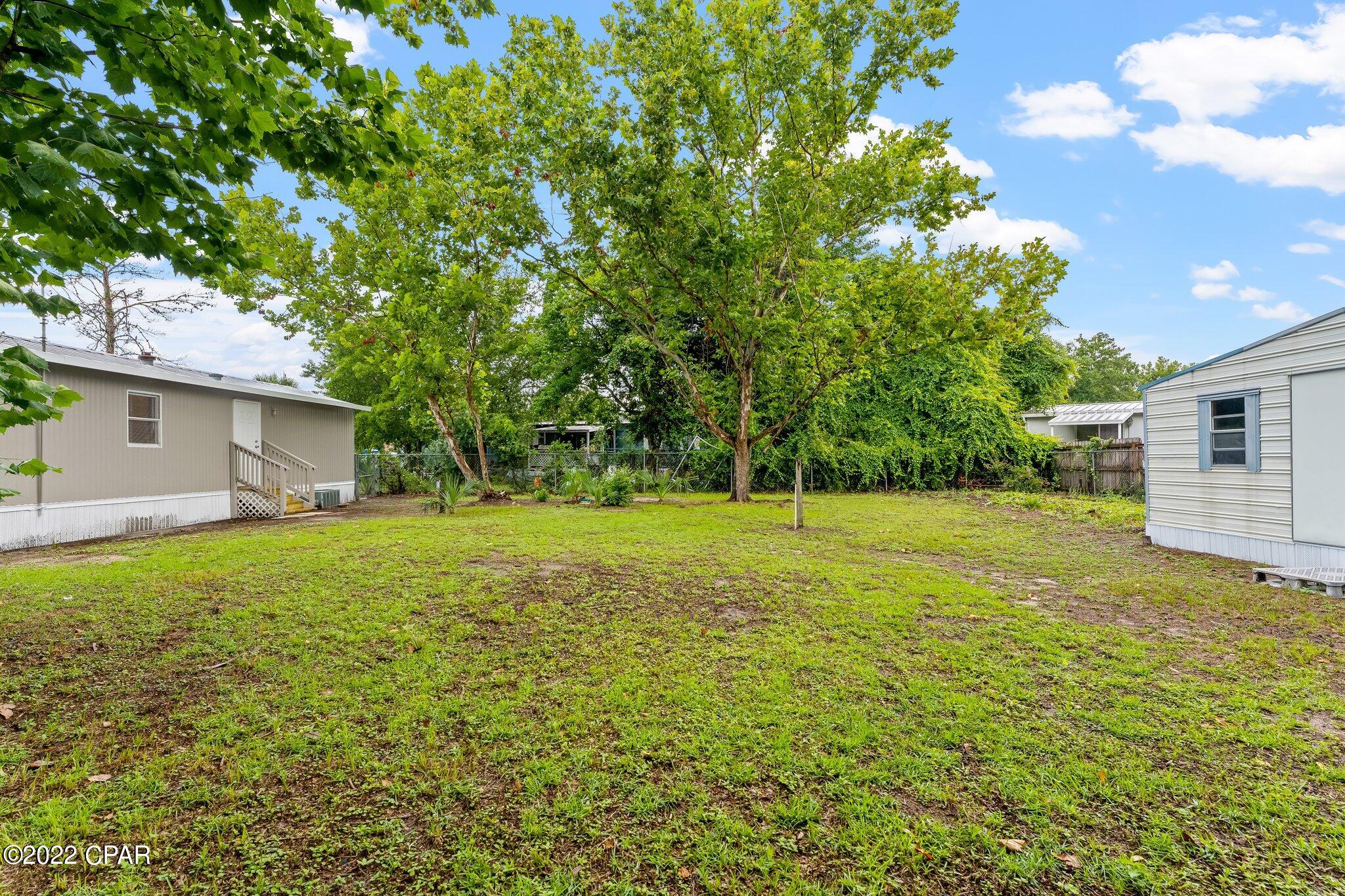 North Lagoon Oaks - Residential