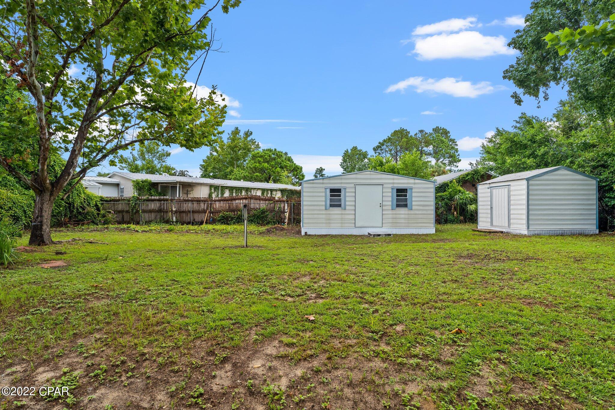 North Lagoon Oaks - Residential