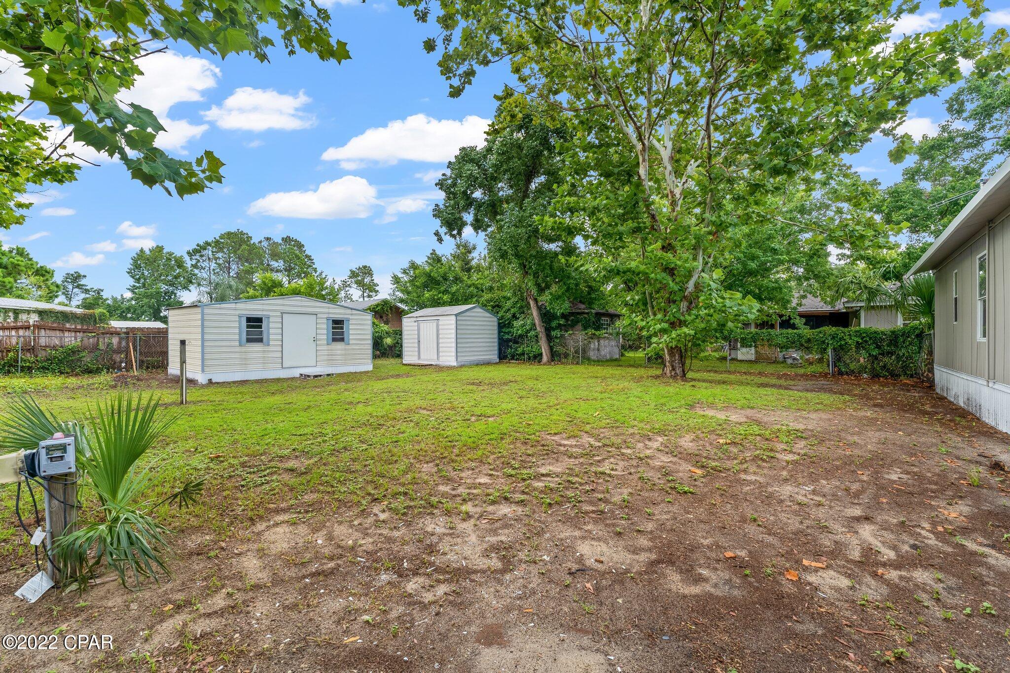 North Lagoon Oaks - Residential