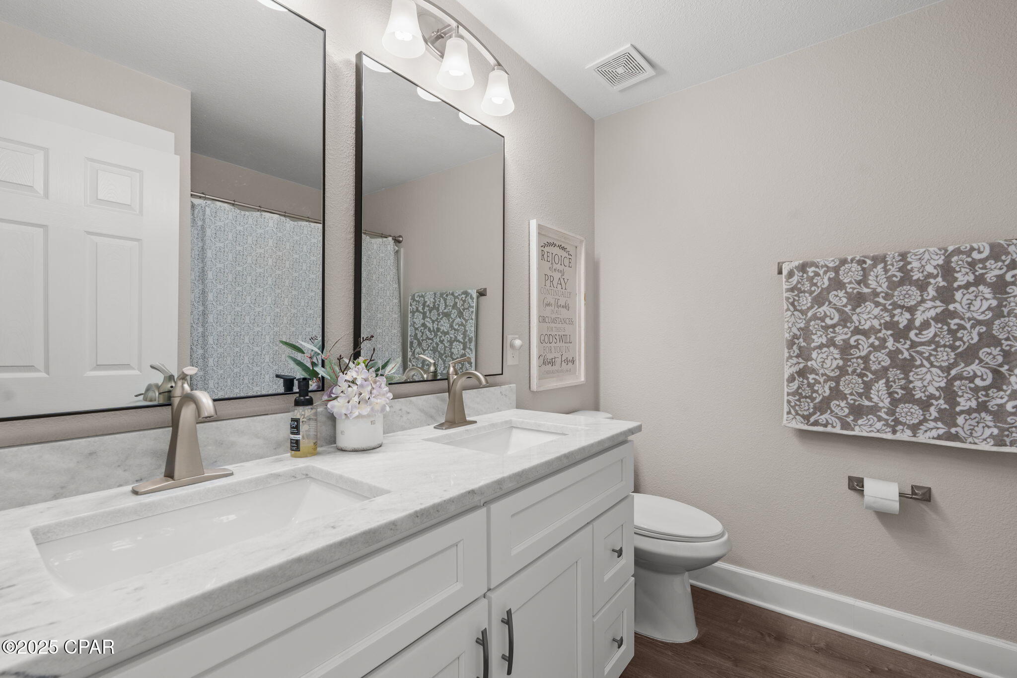 Venetian Villa - Residential