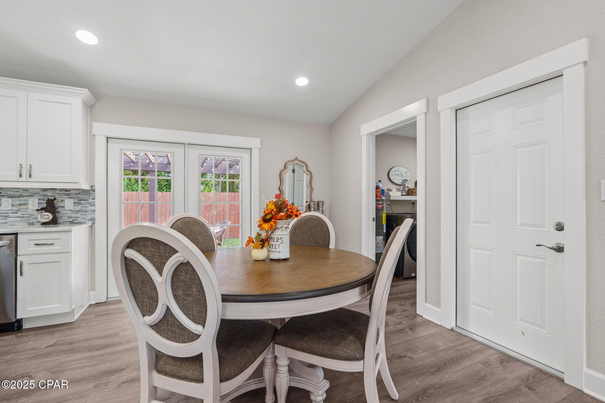 Venetian Villa - Residential