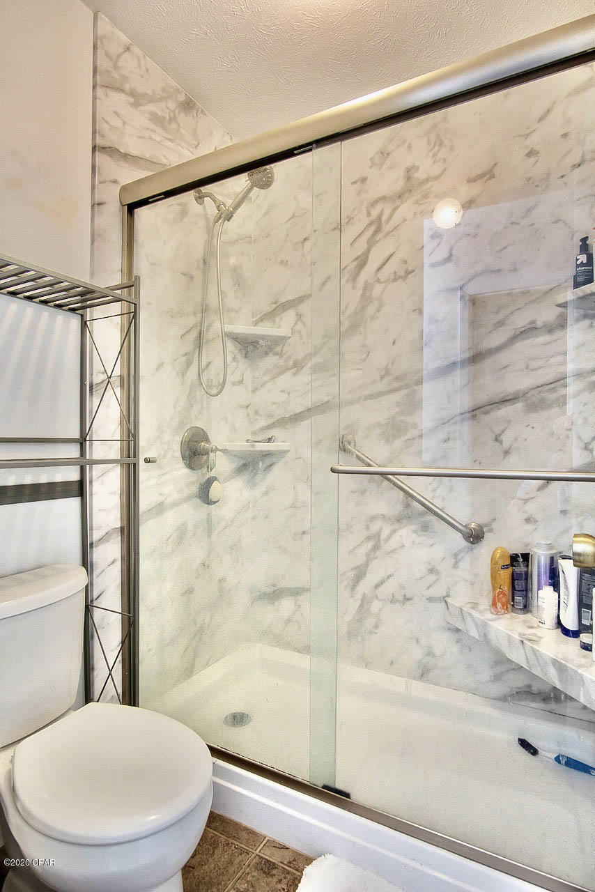 Belaire Estates Replat - Residential