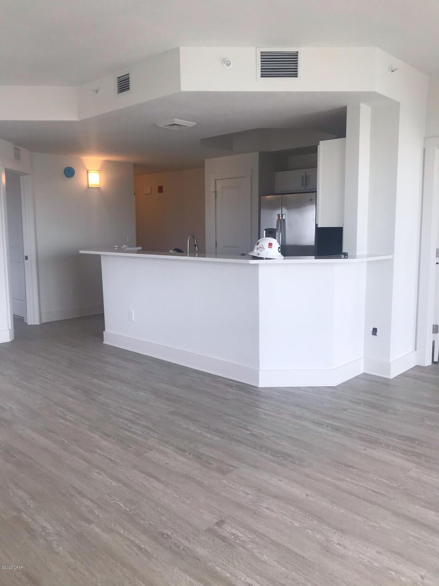 Calypso Towers III - Residential