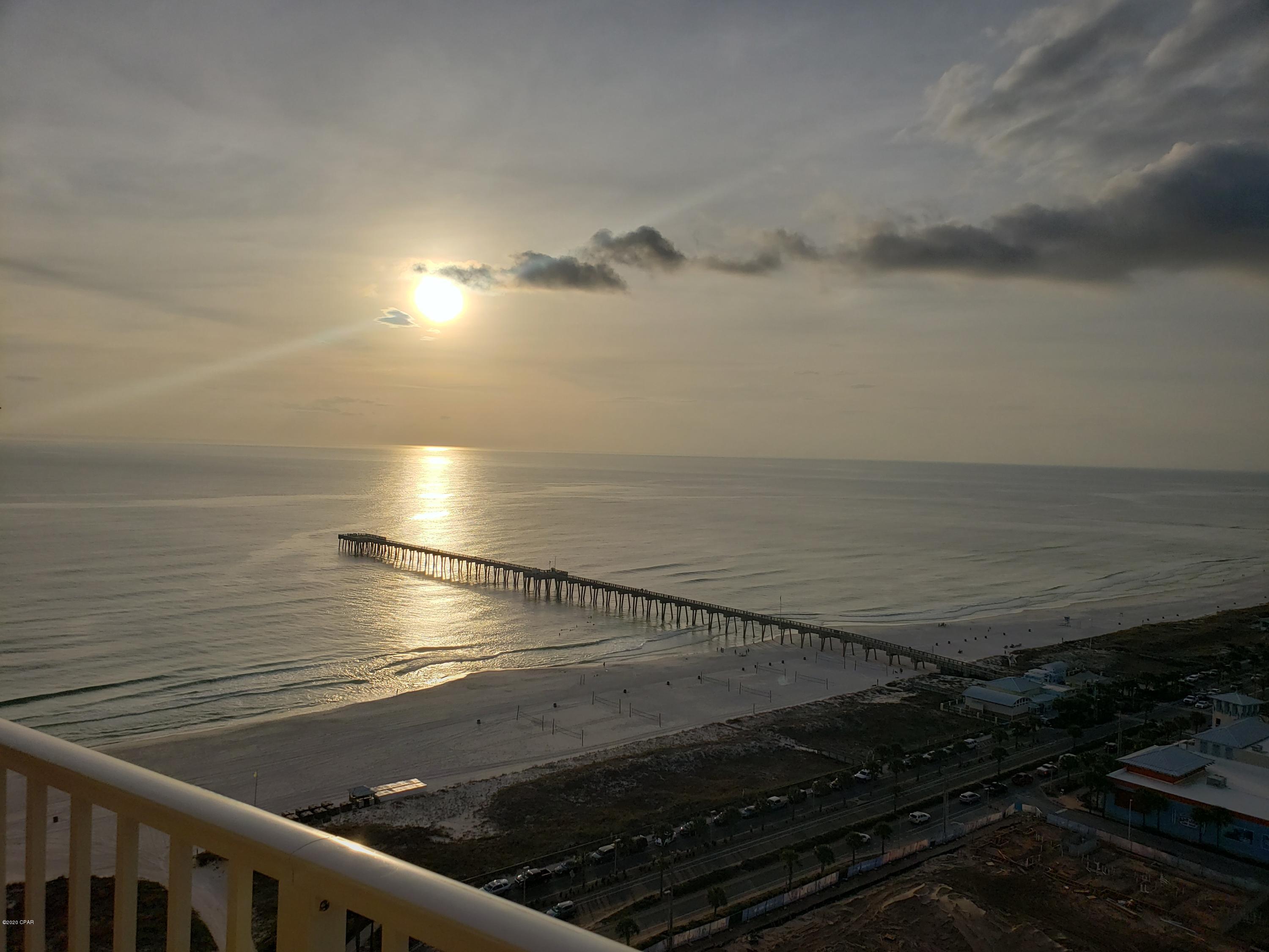 Calypso Towers III - Residential