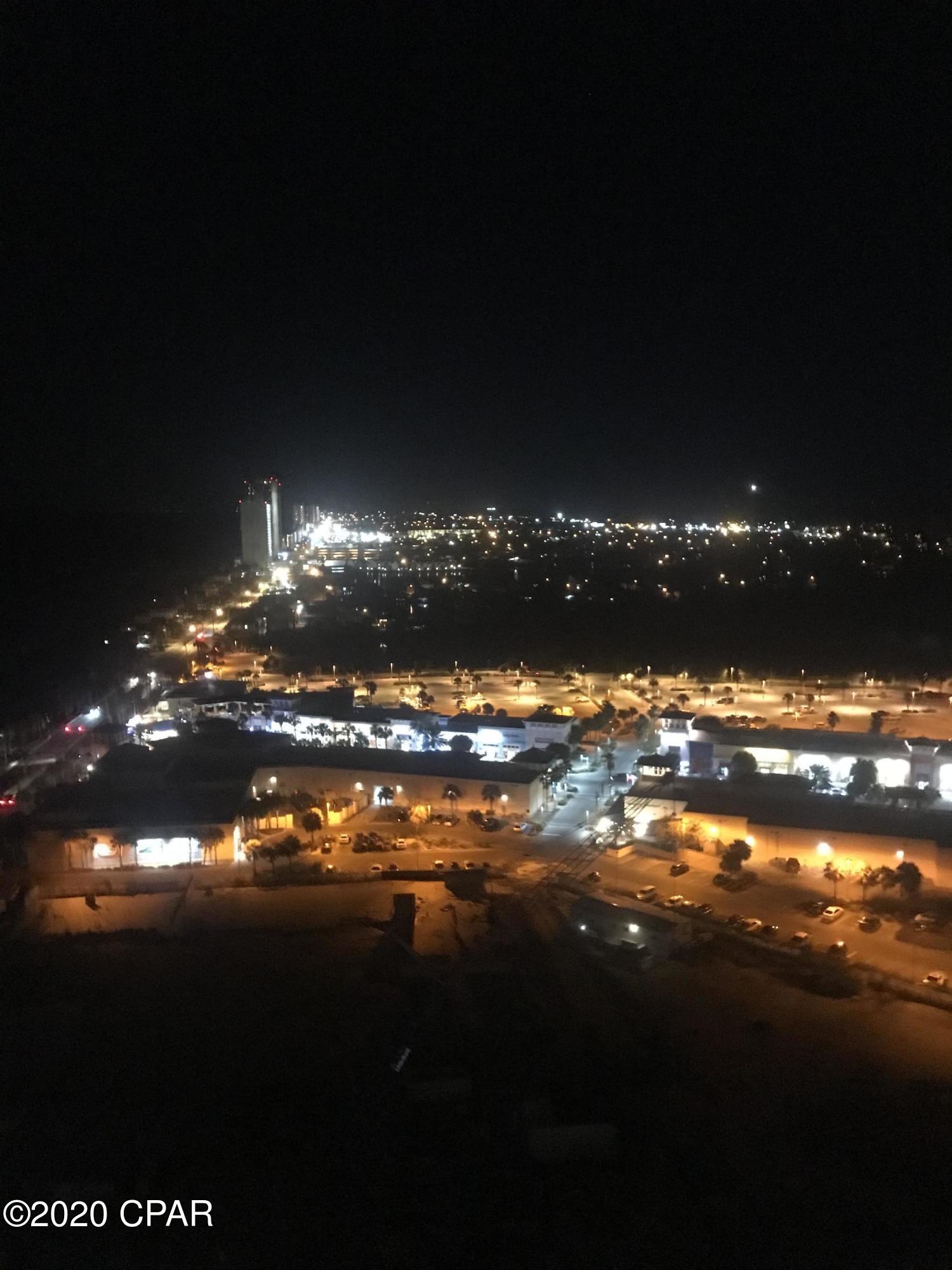 Calypso Towers III - Residential