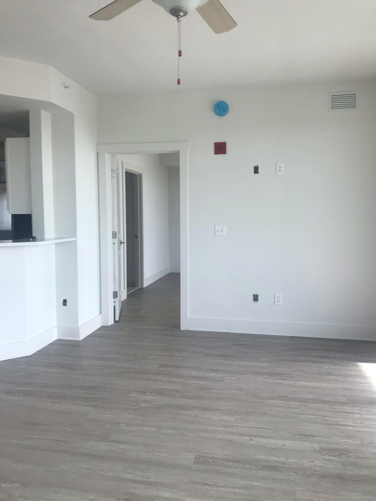 Calypso Towers III - Residential