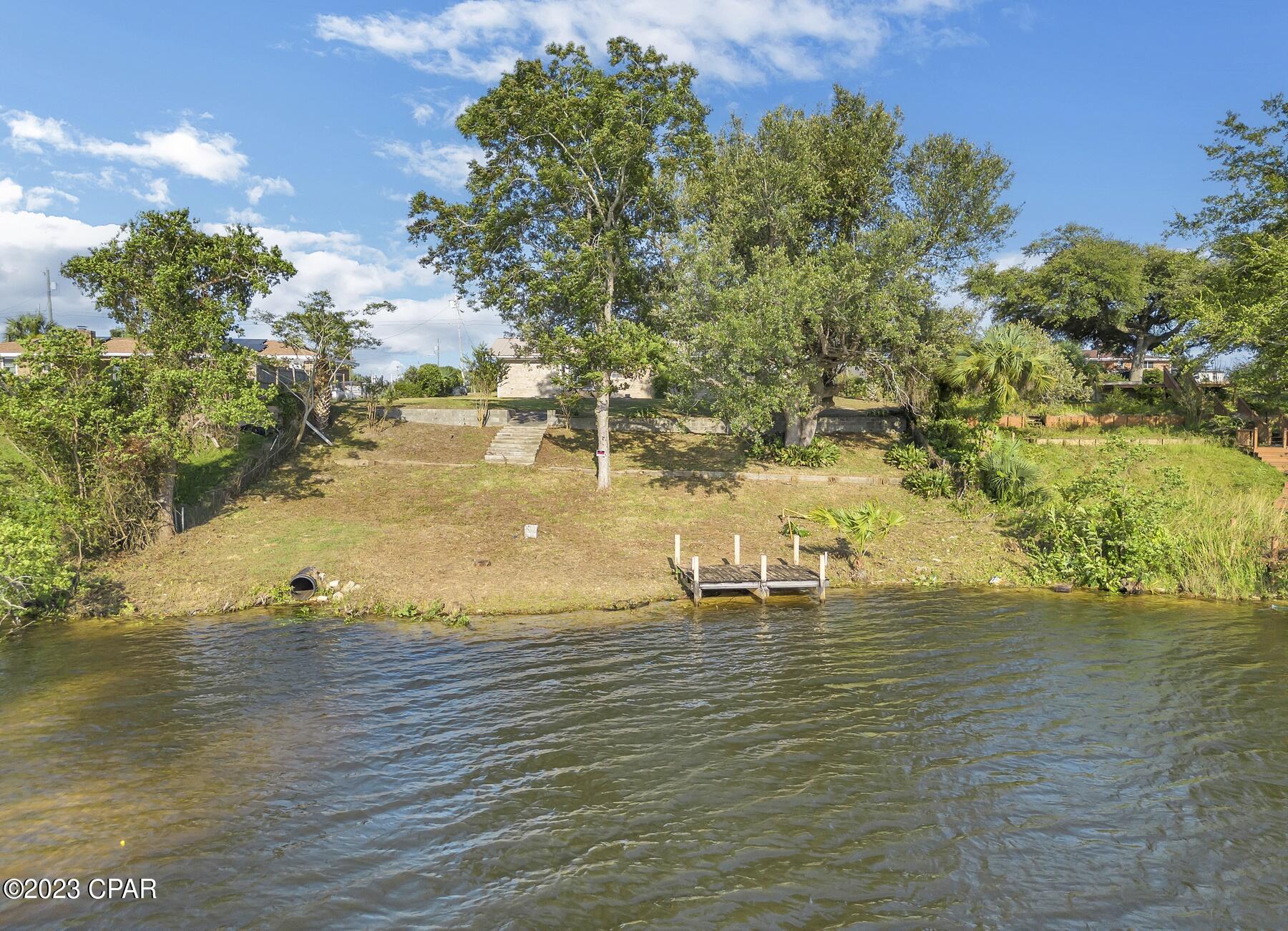 Lake Marin - Residential