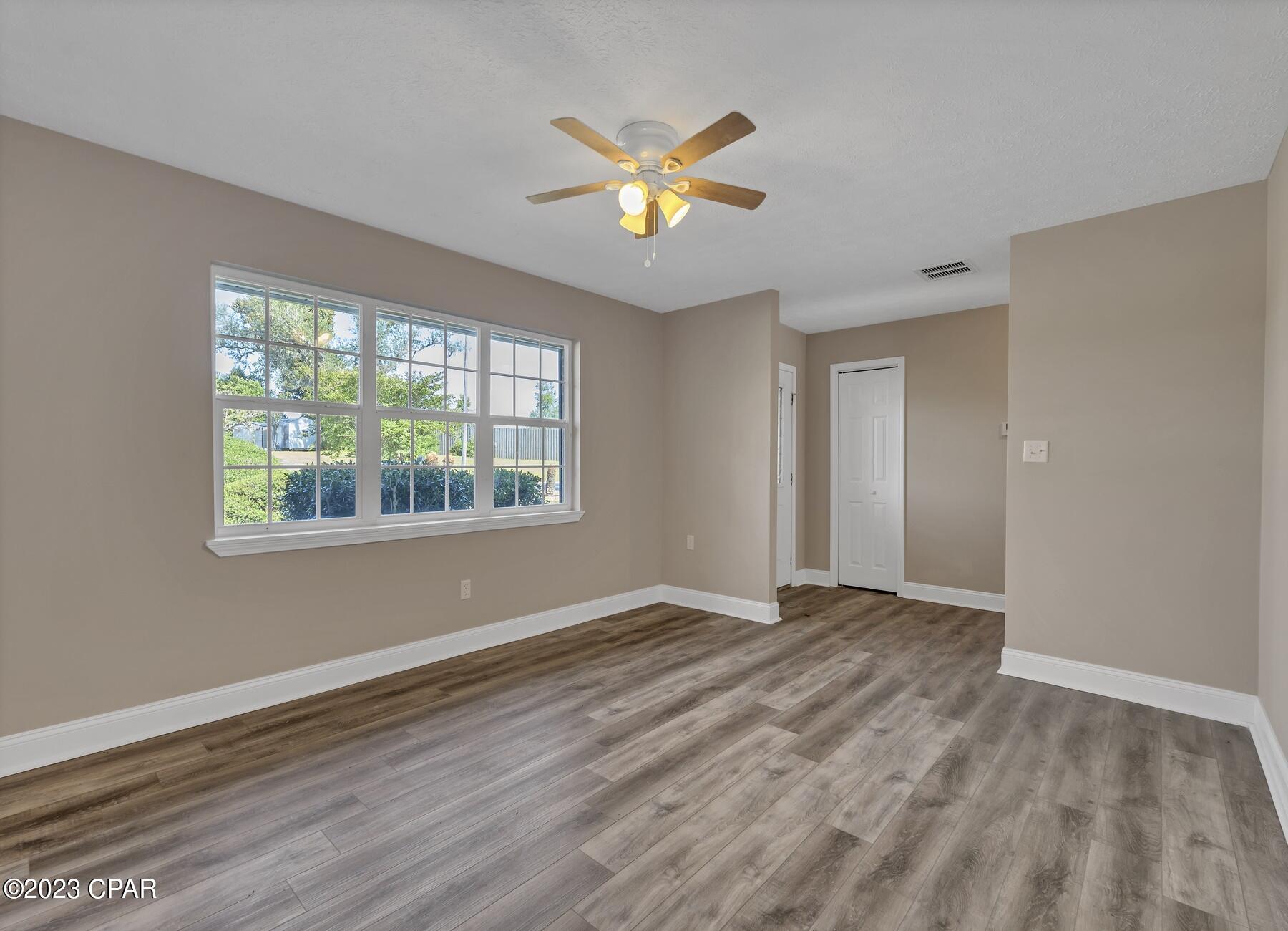 Lake Marin - Residential