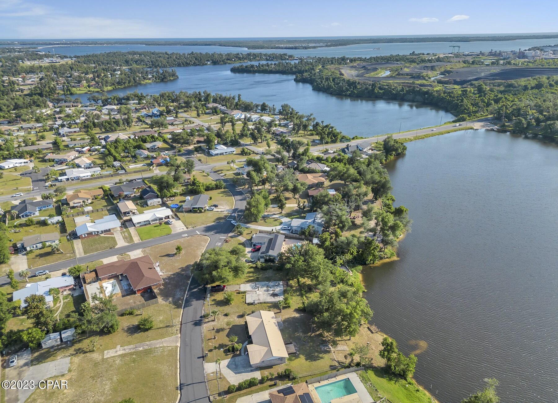Lake Marin - Residential
