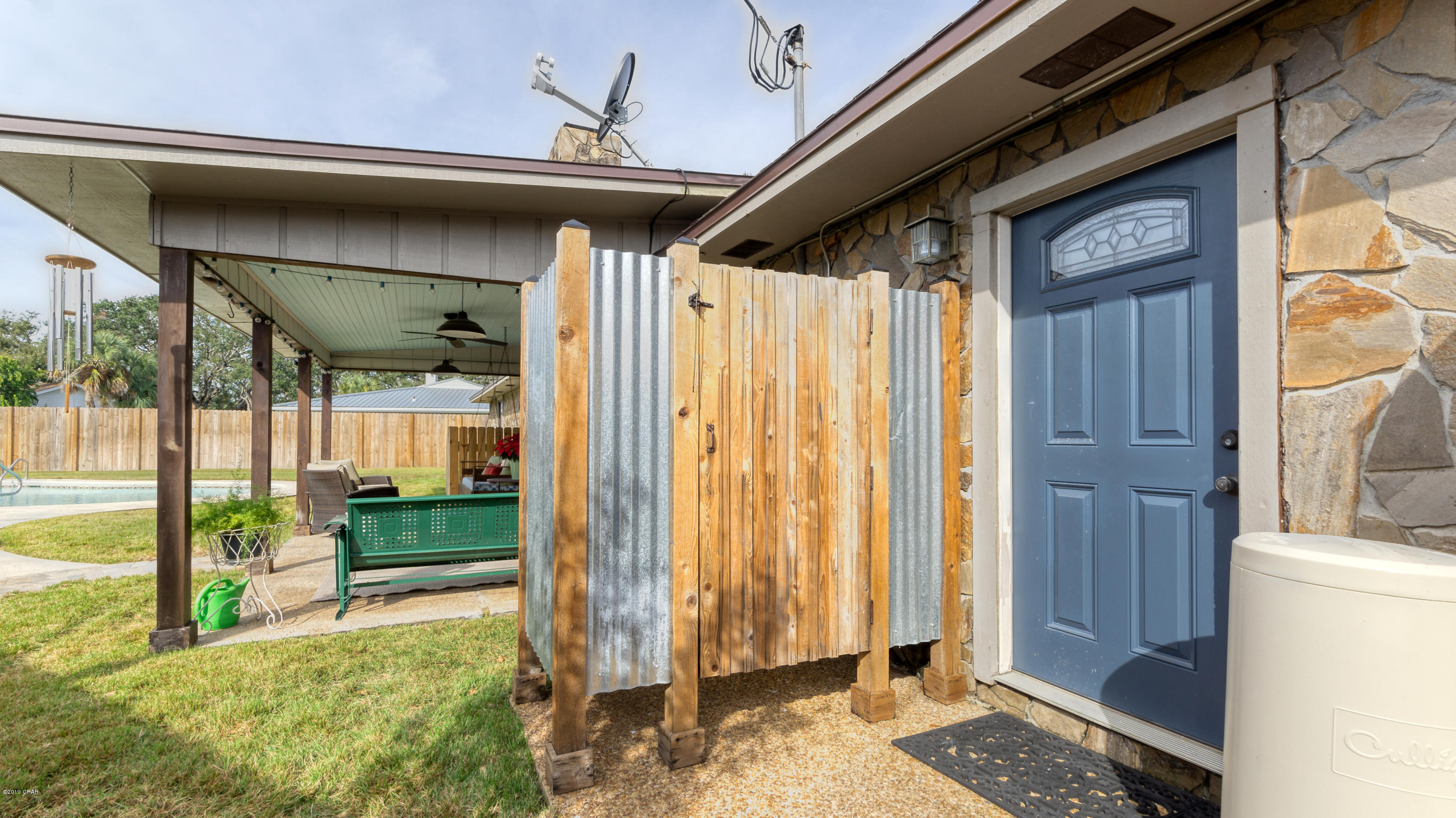 Pretty Bayou Island - Residential
