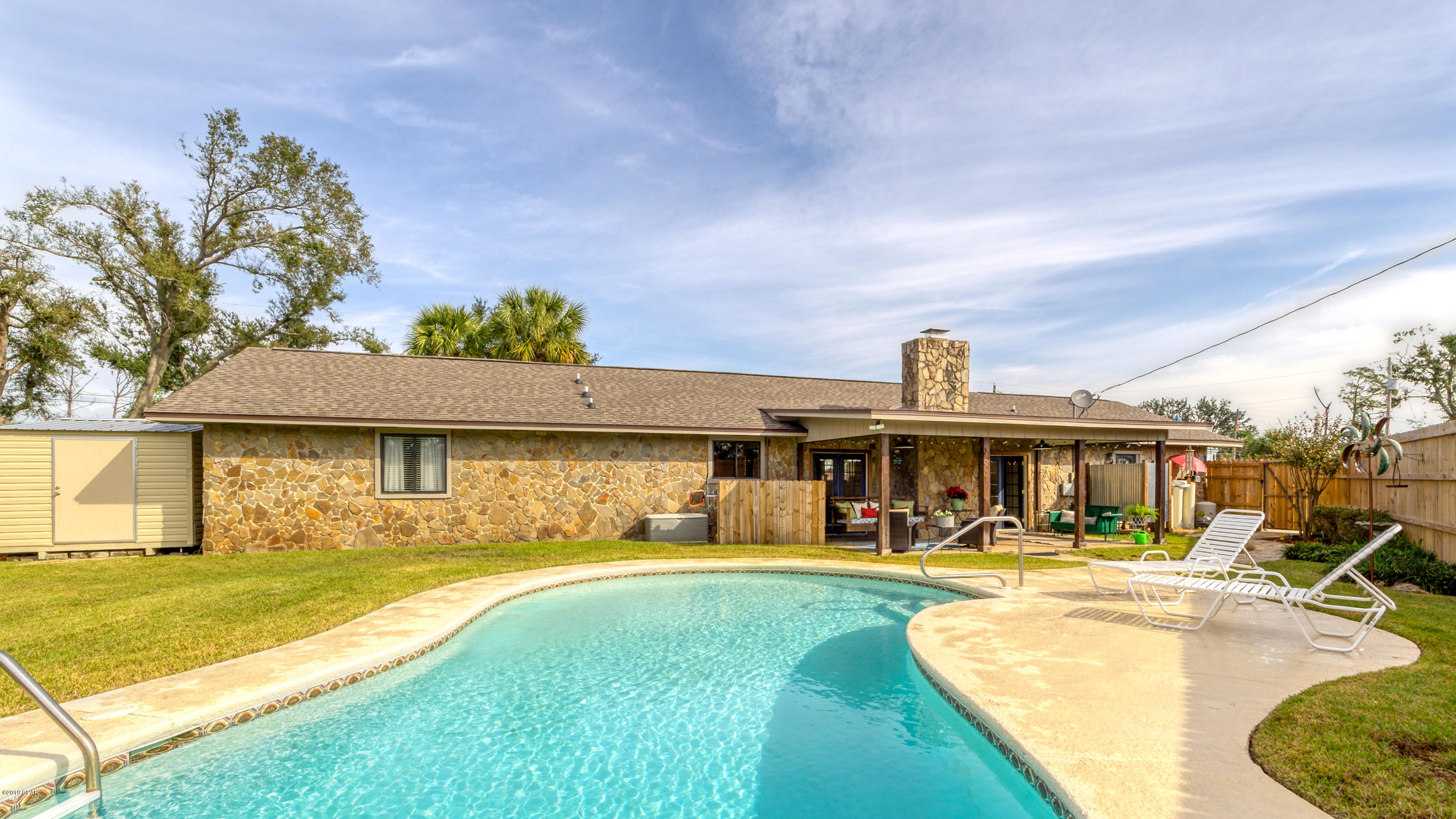 Pretty Bayou Island - Residential