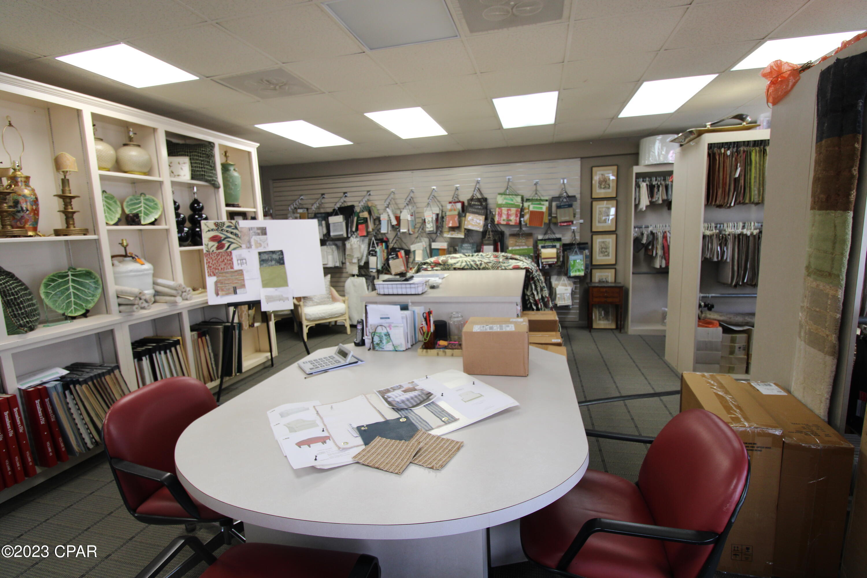 Promenade Shopping Mall - Commercial Lease