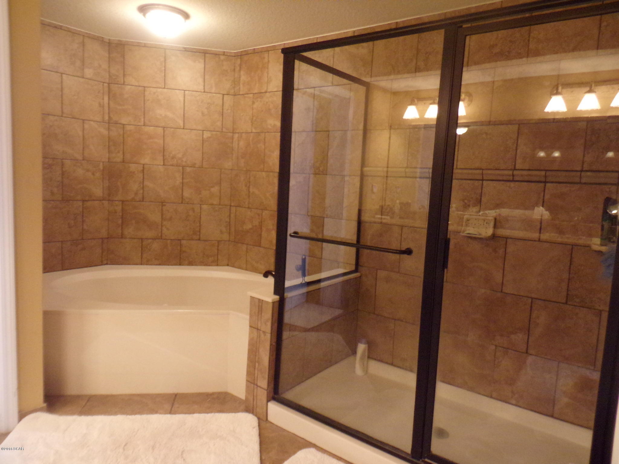 Magnolia Bay Club - Residential