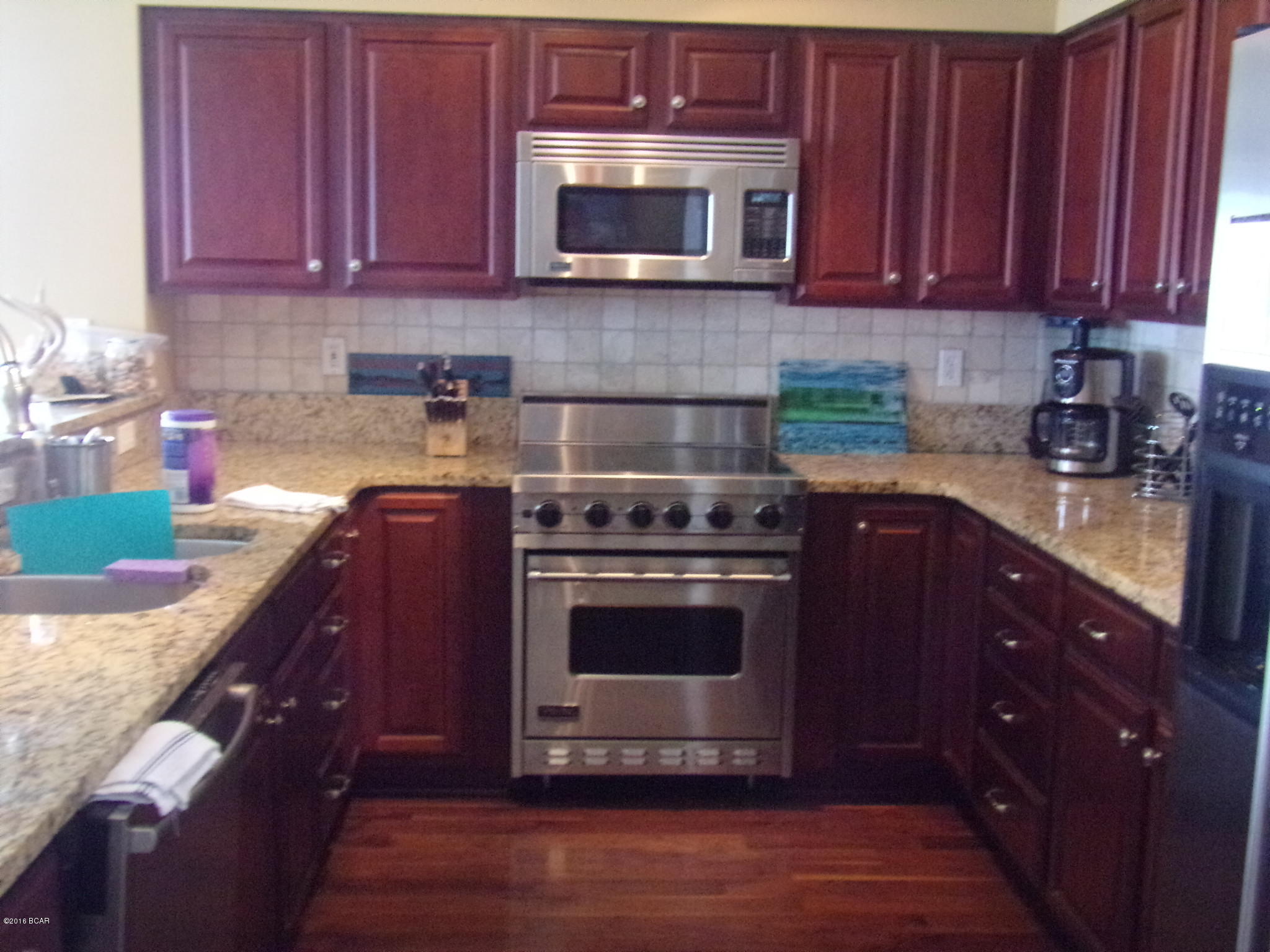 Magnolia Bay Club - Residential