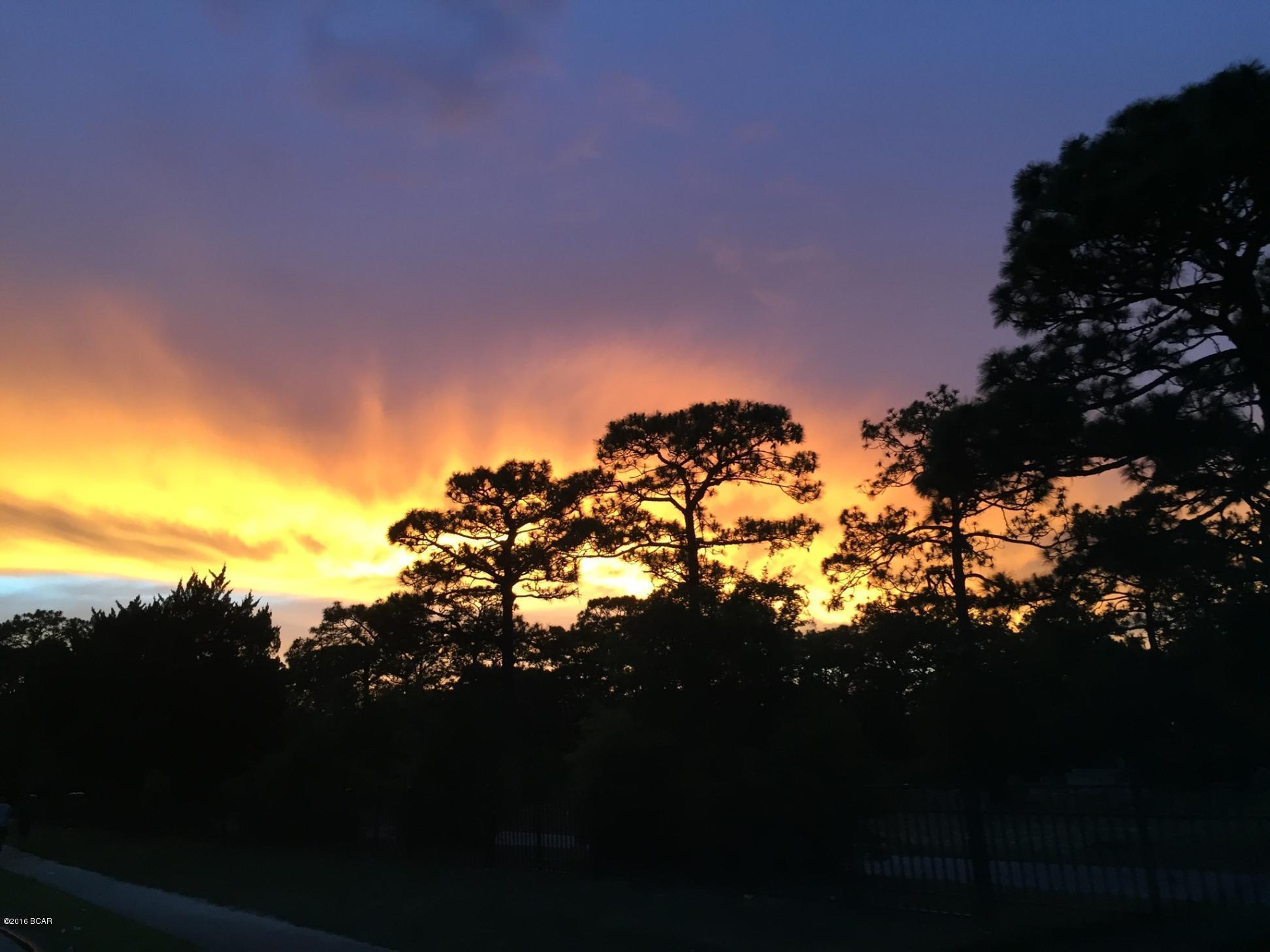 Magnolia Bay Club - Residential