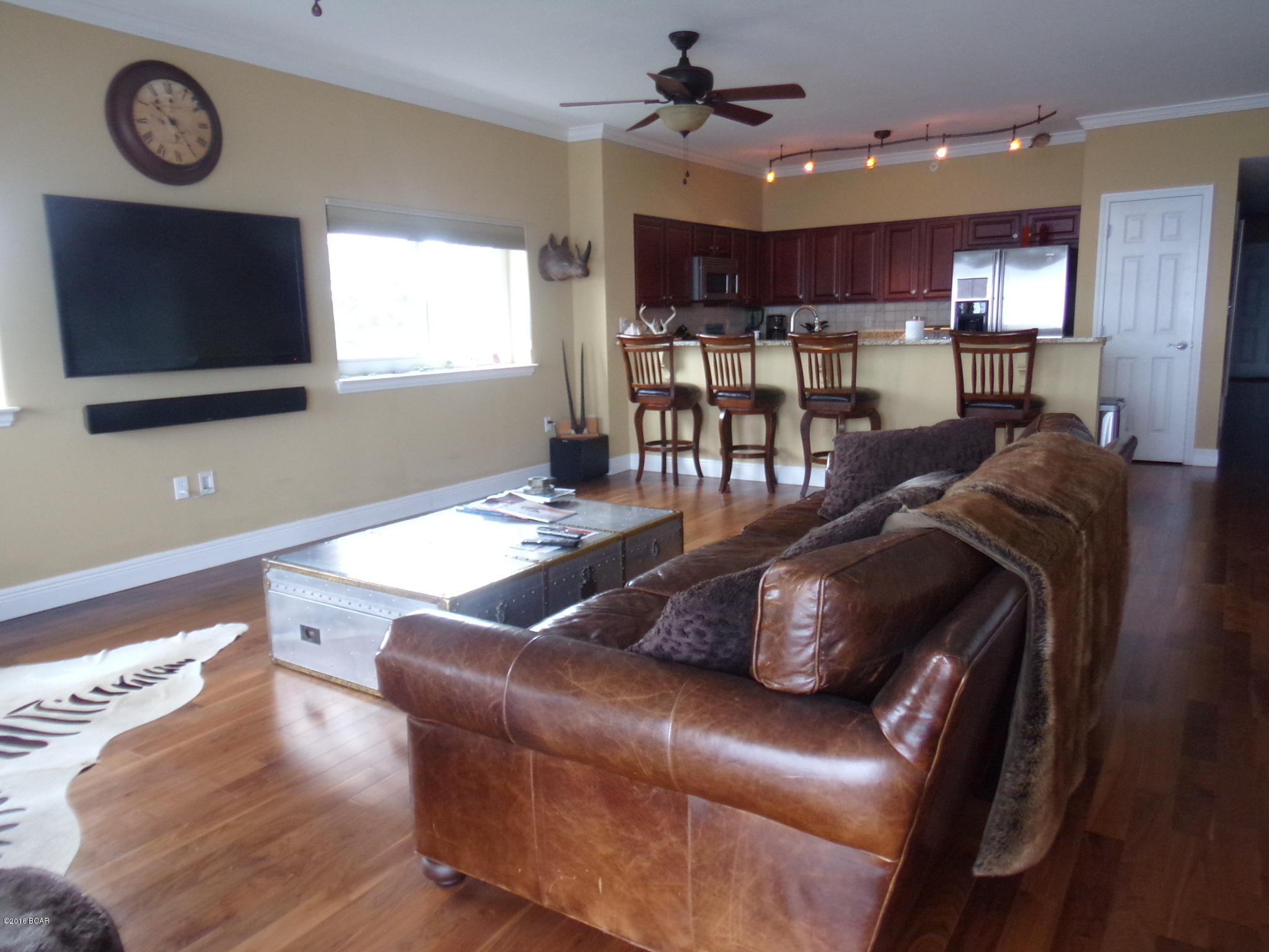 Magnolia Bay Club - Residential