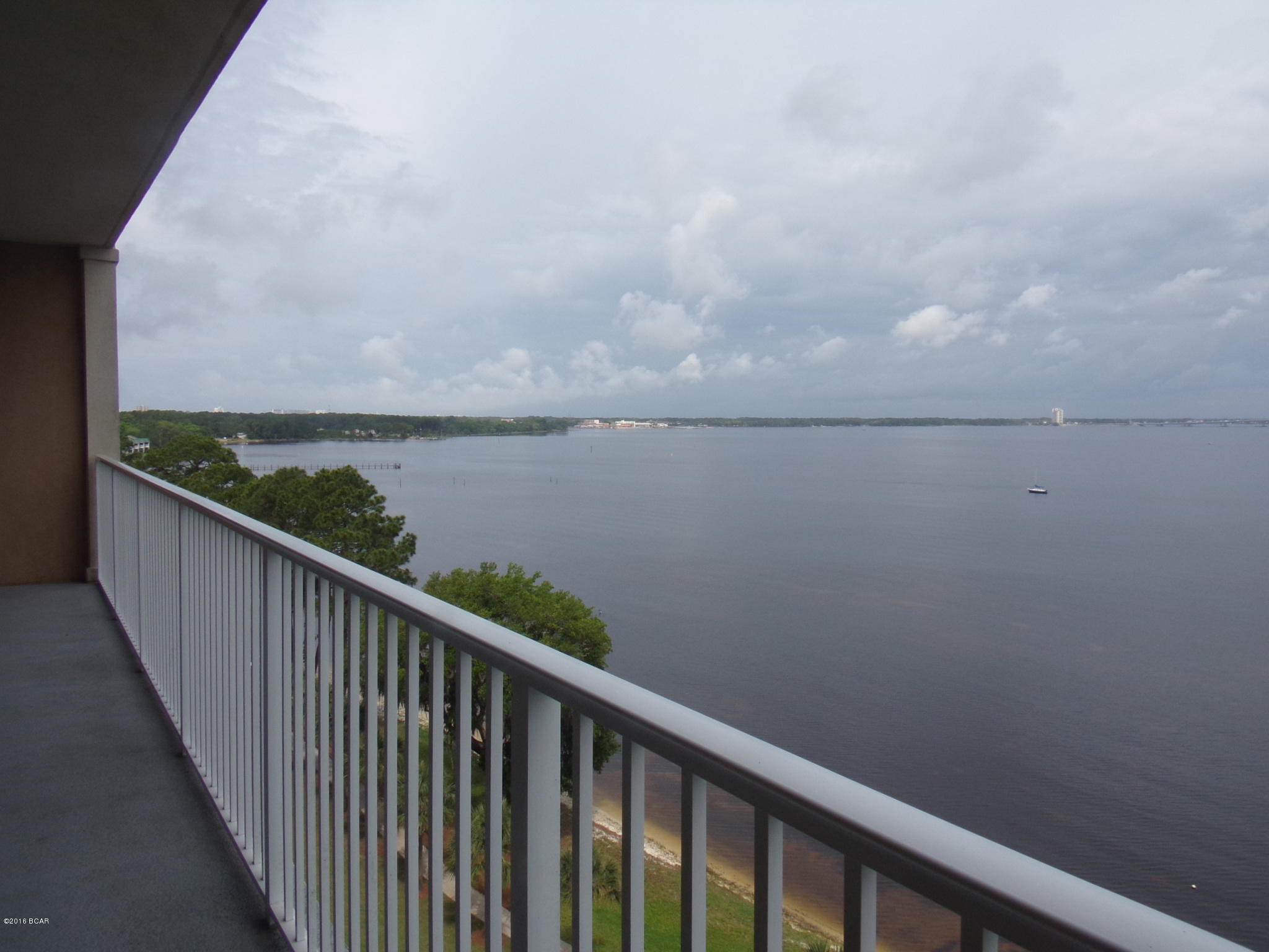 Magnolia Bay Club - Residential