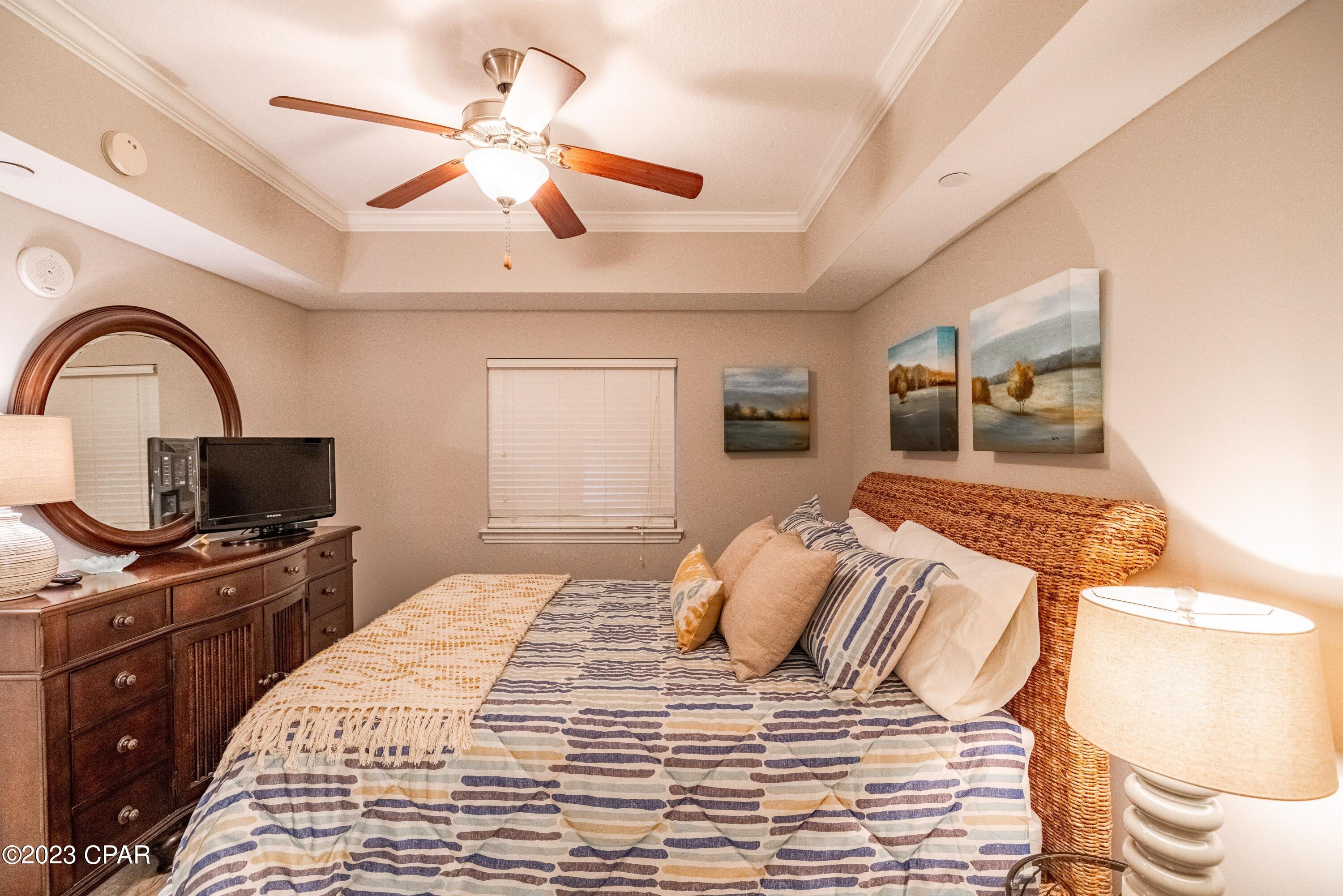 Magnolia Bay Club - Residential