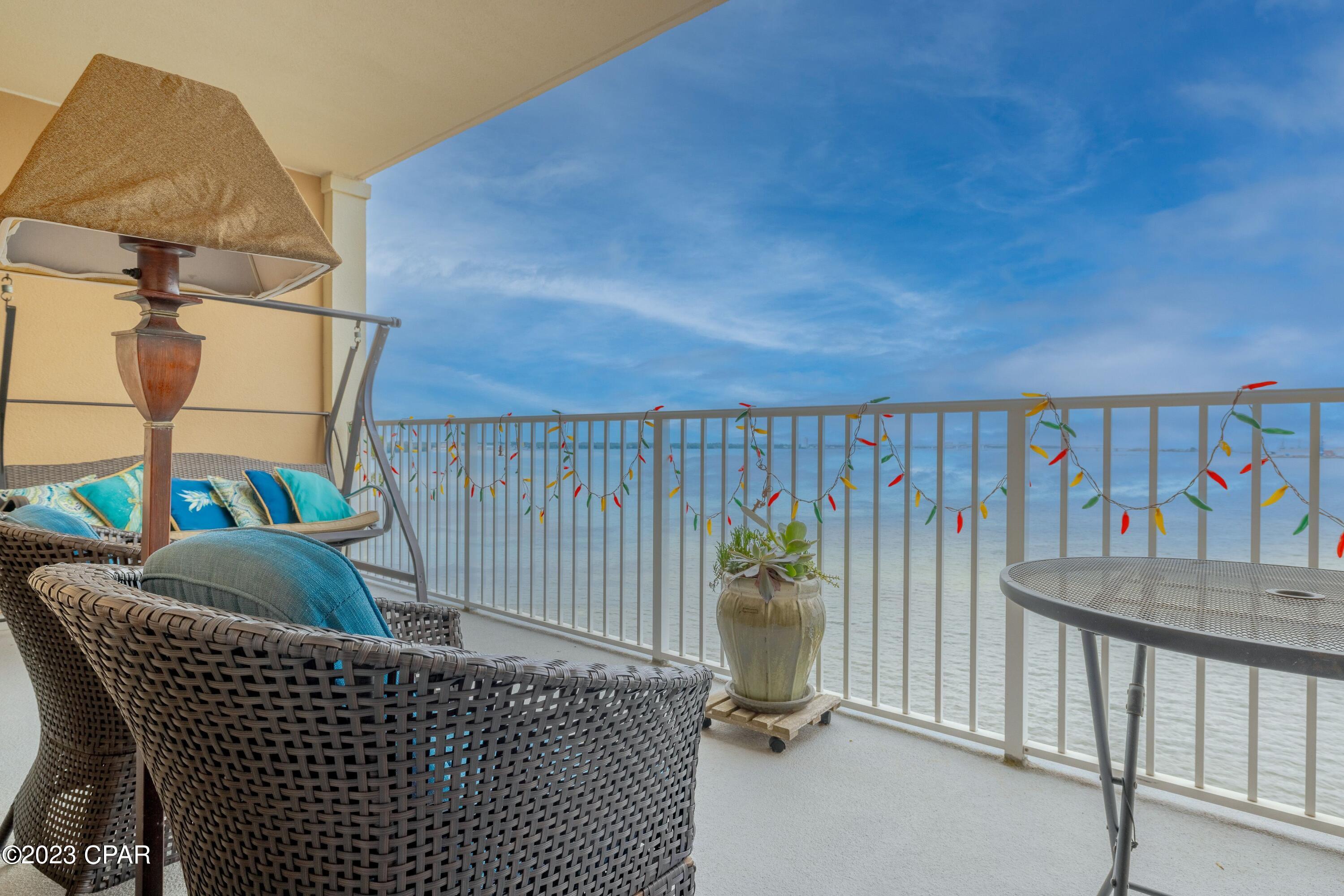 Magnolia Bay Club - Residential