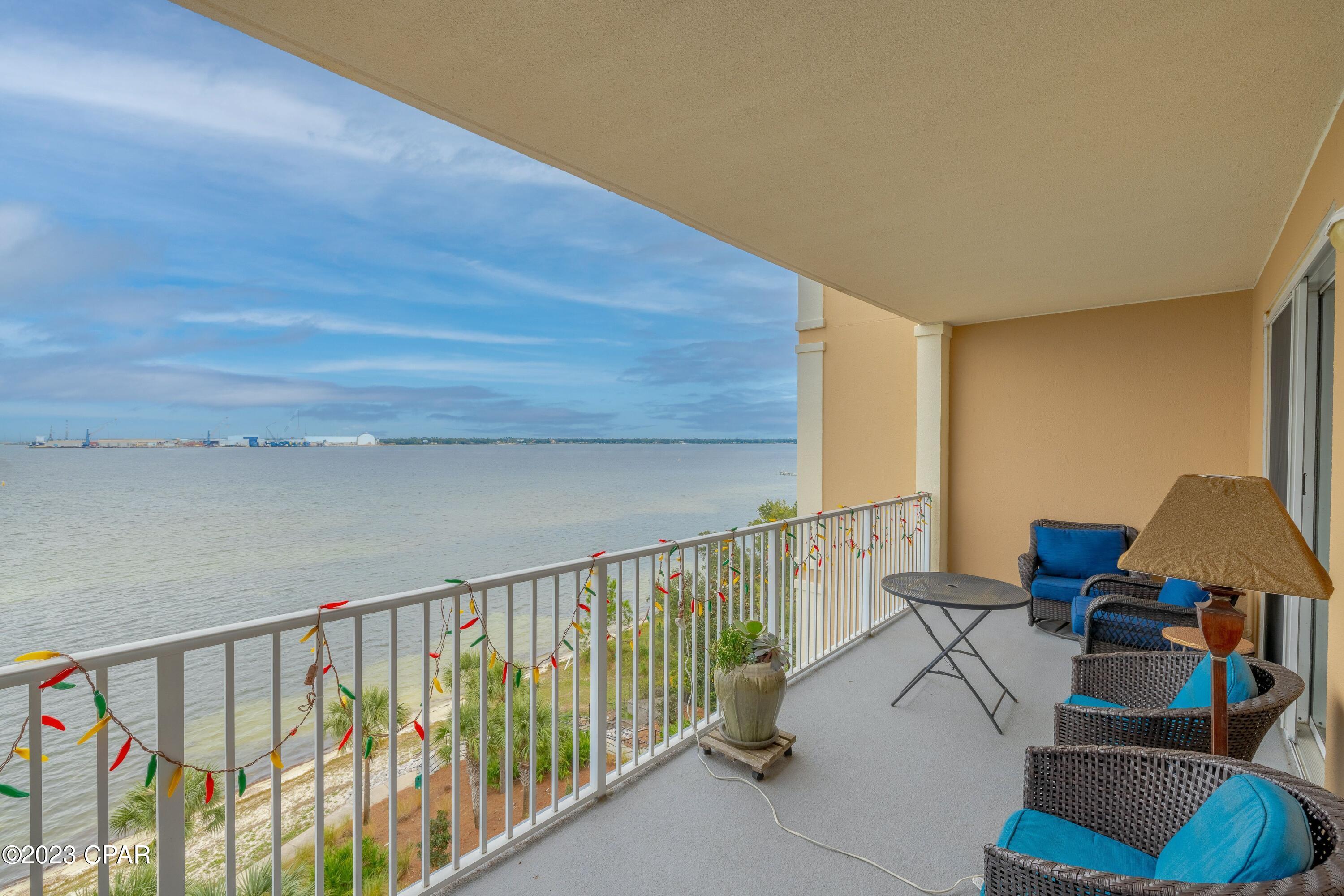 Magnolia Bay Club - Residential