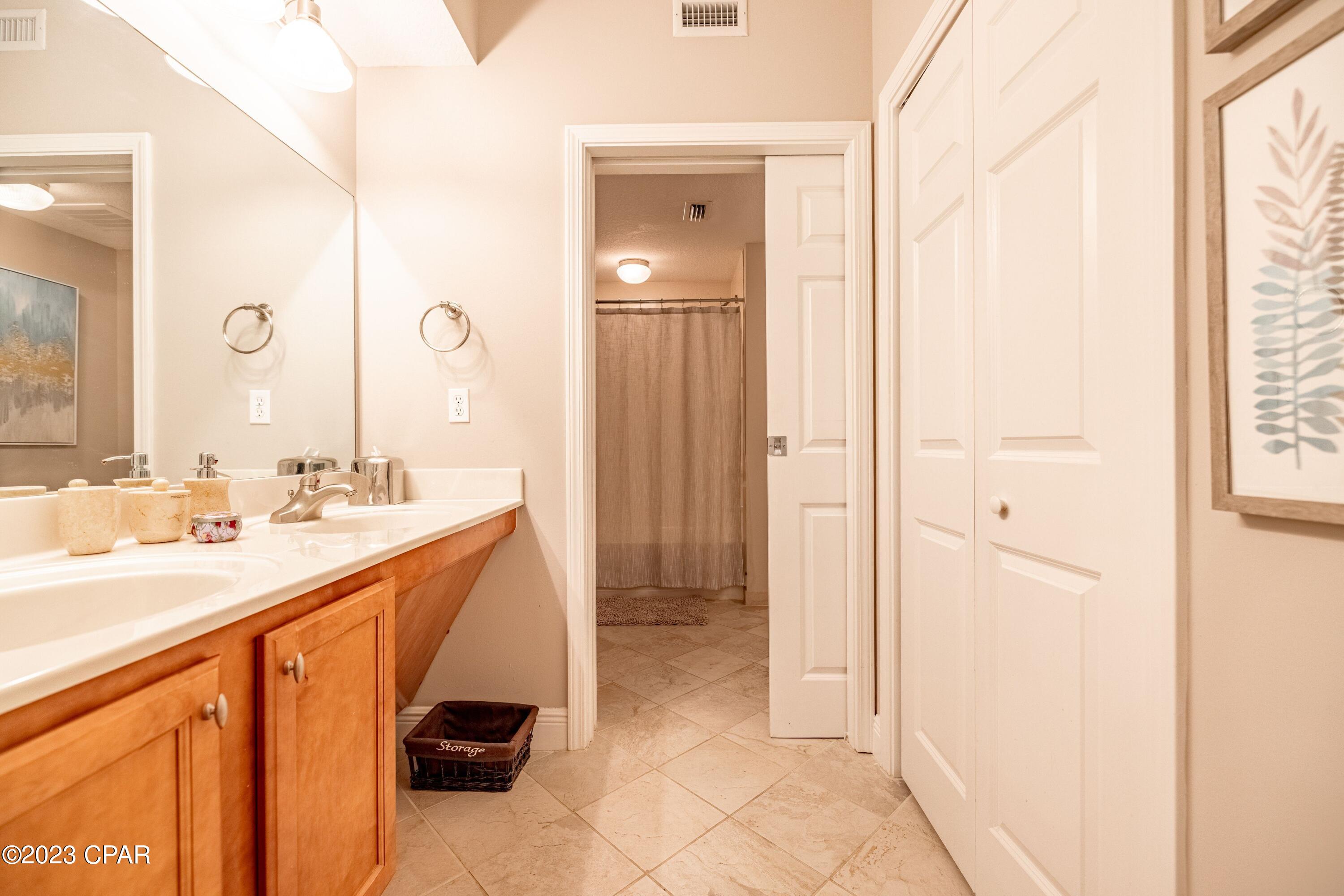 Magnolia Bay Club - Residential