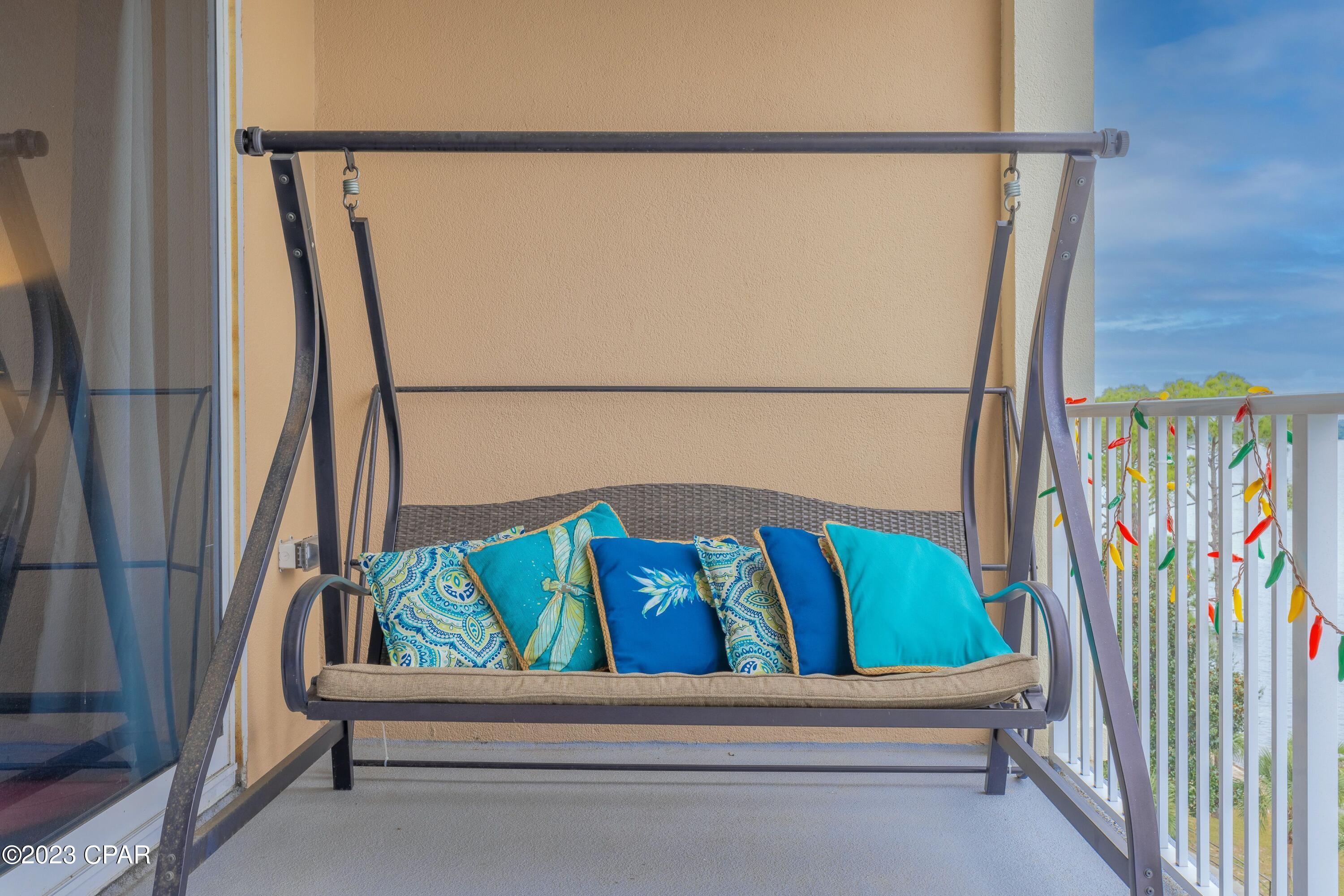 Magnolia Bay Club - Residential