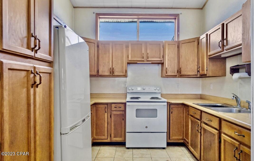 Compass Lake Hills Unit 6 - Residential