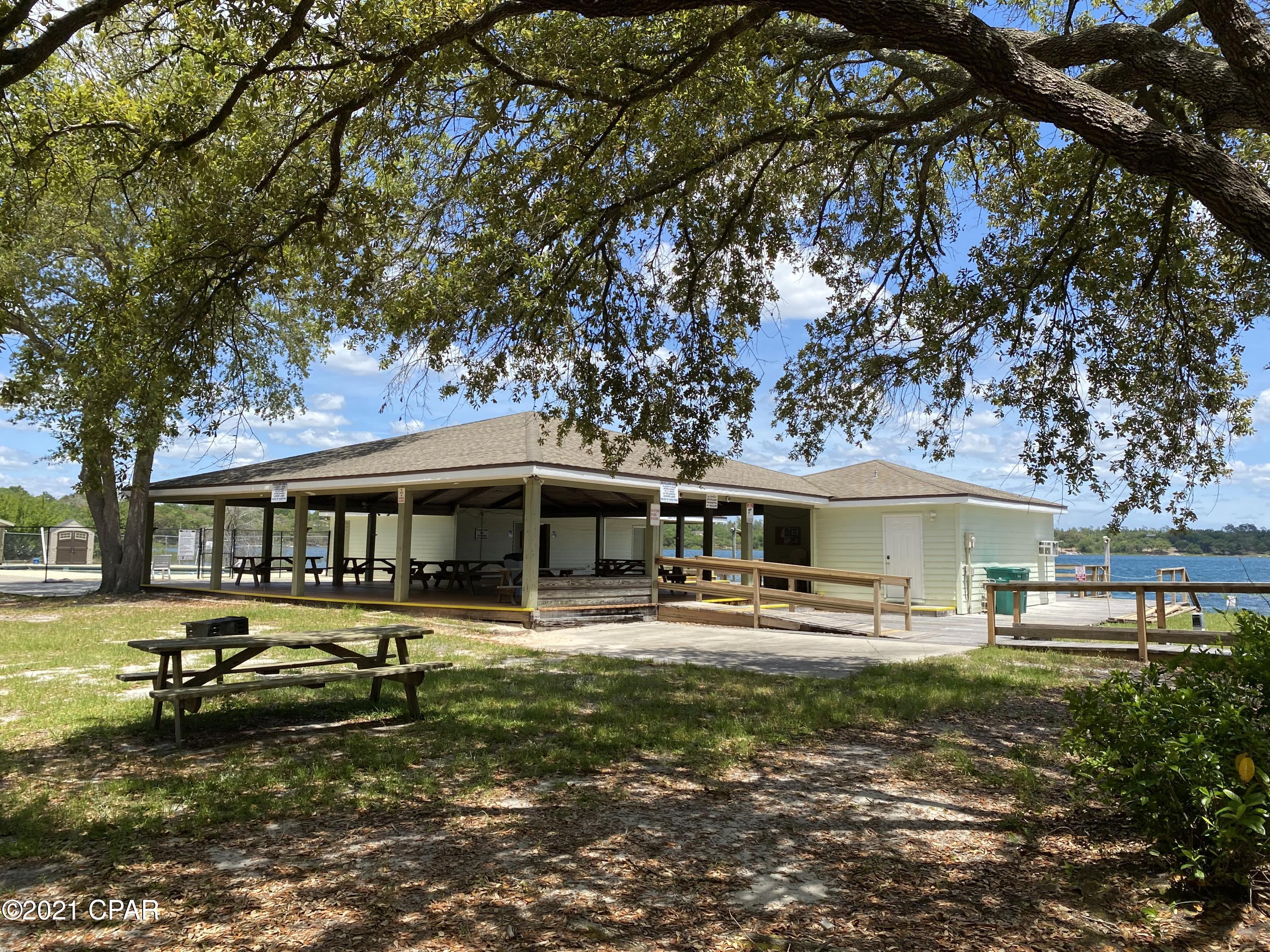 Leisure Lakes - Land