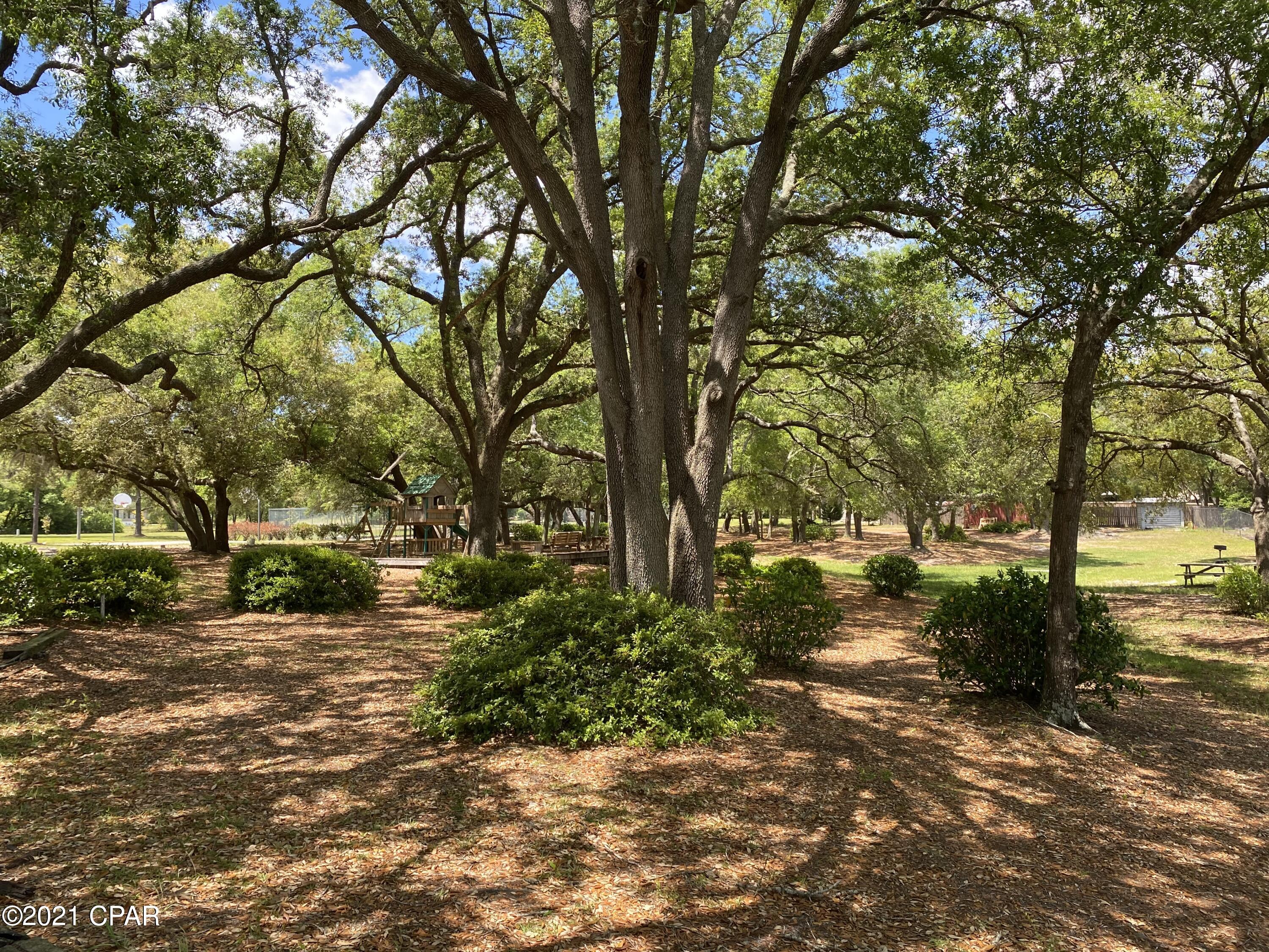 Leisure Lakes - Land