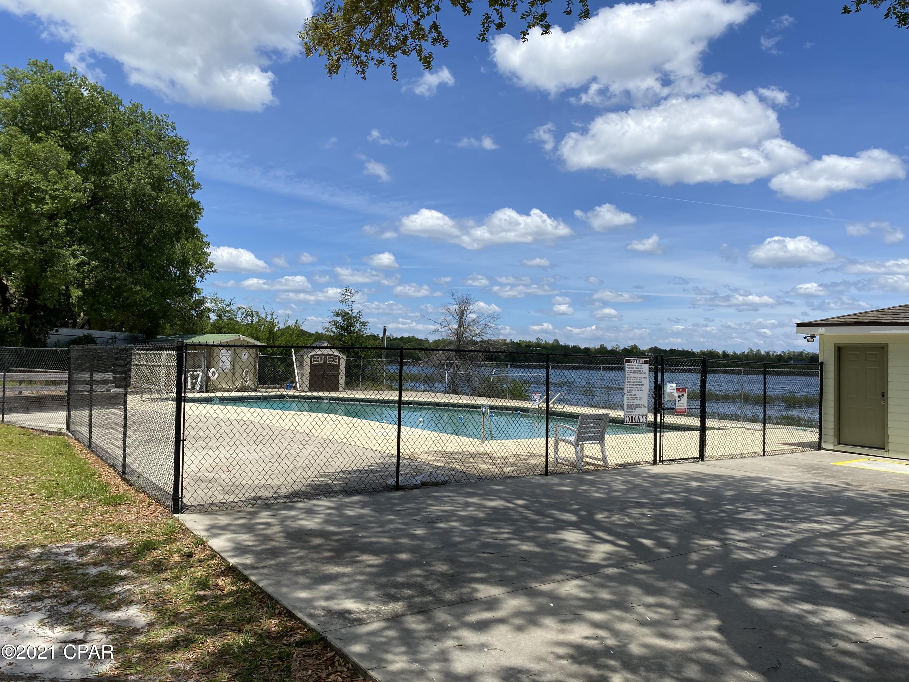 Leisure Lakes - Land