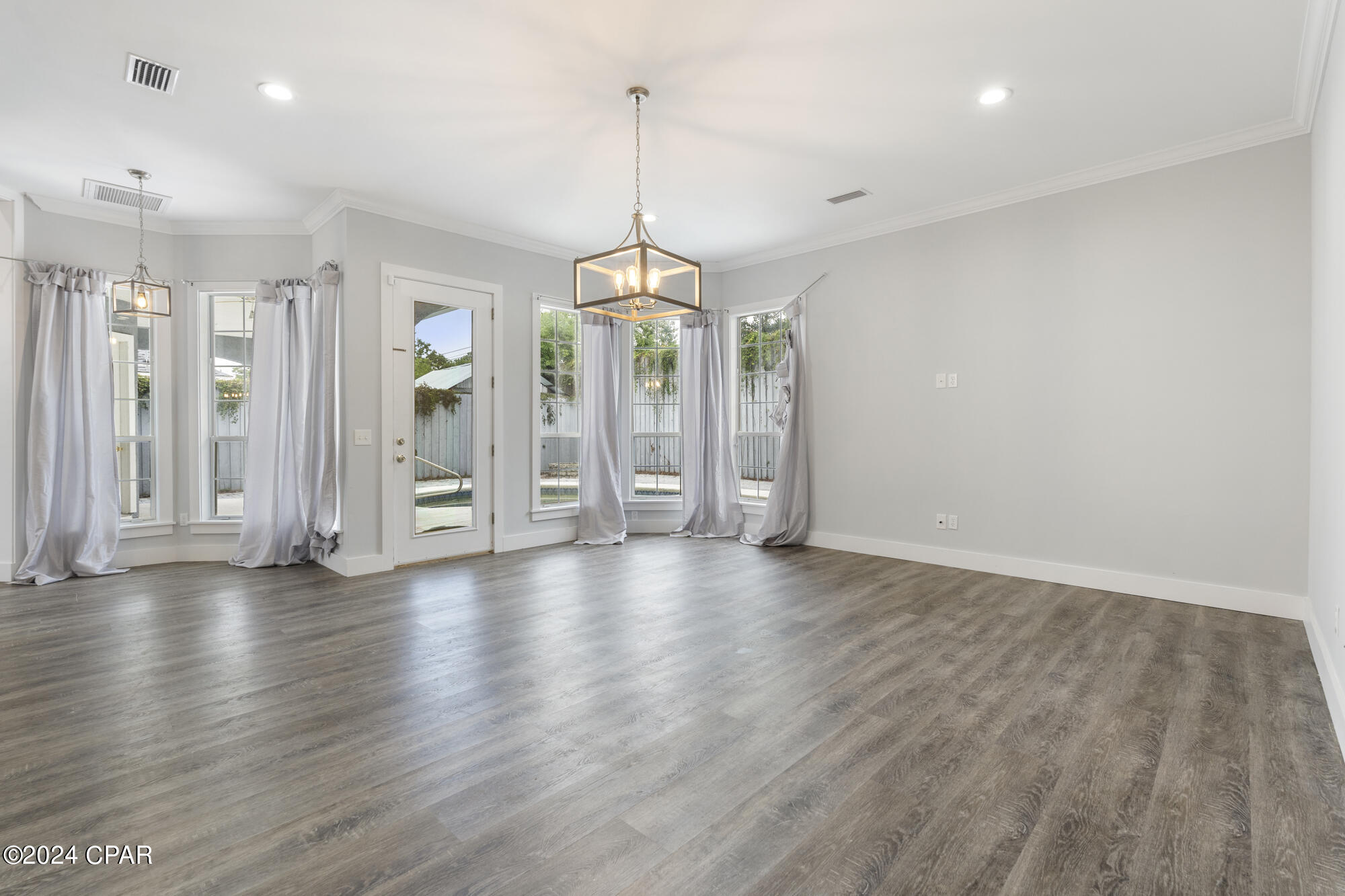 Kings Point - Residential