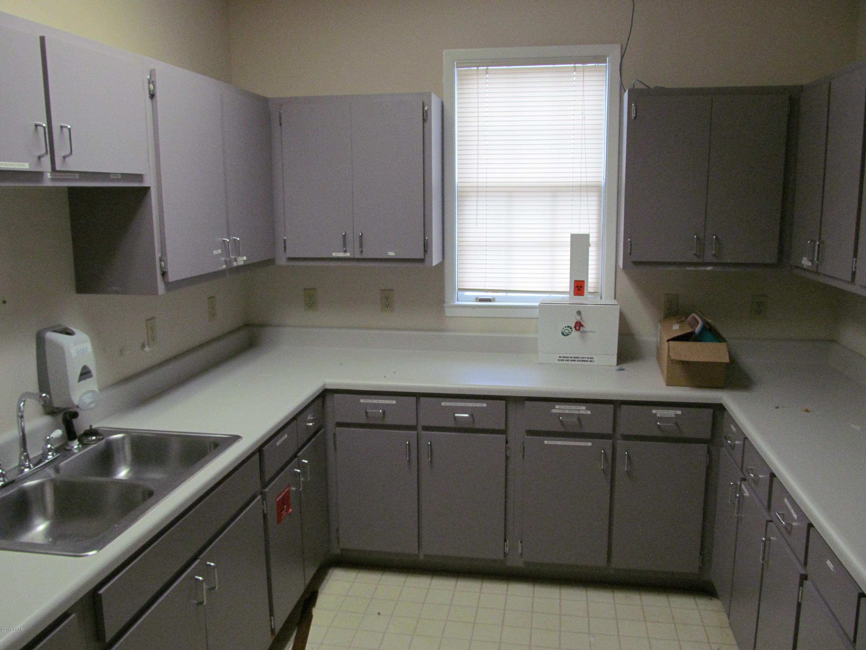 No Named Subdivision - Commercial Lease