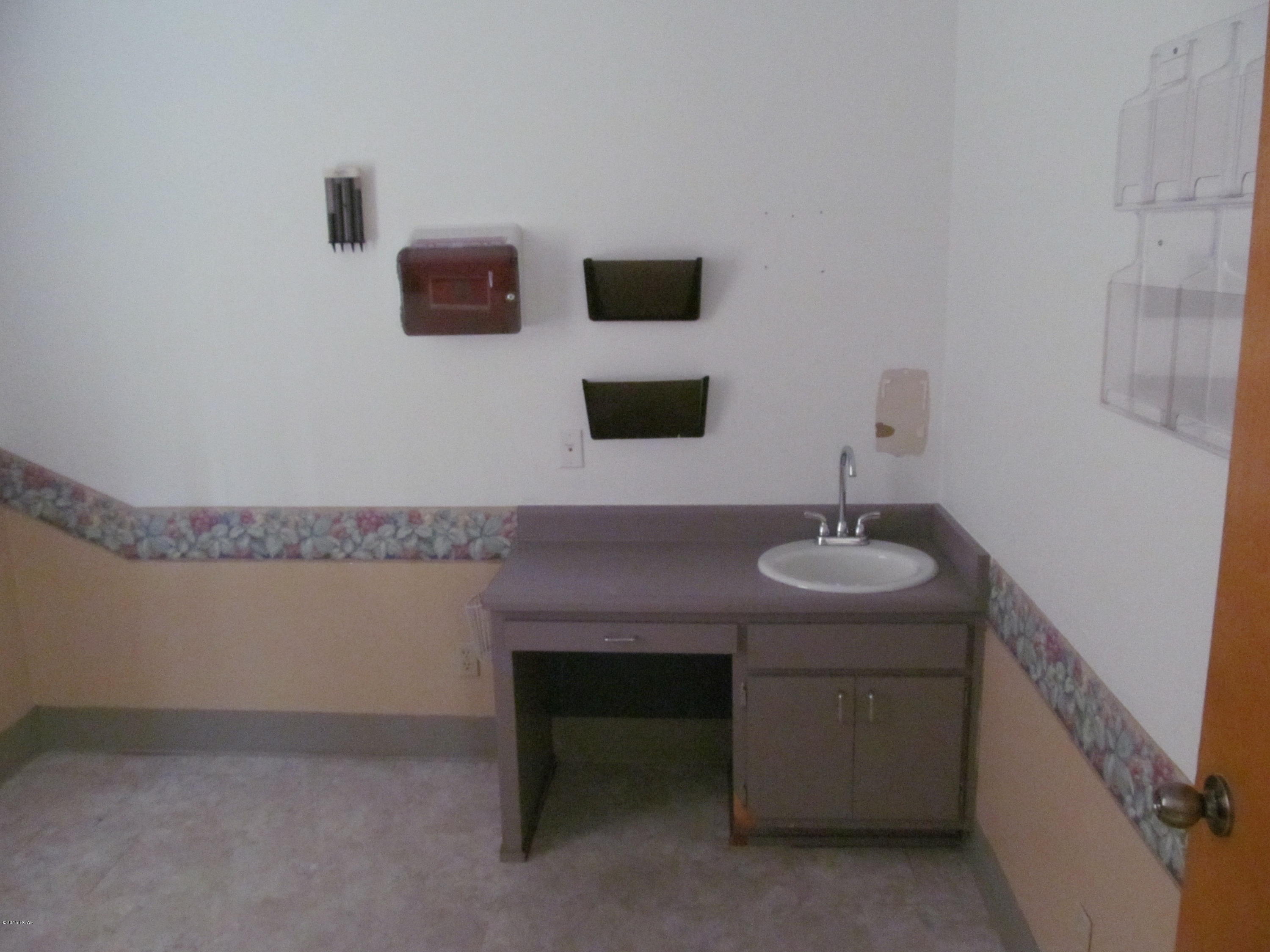 No Named Subdivision - Commercial Lease