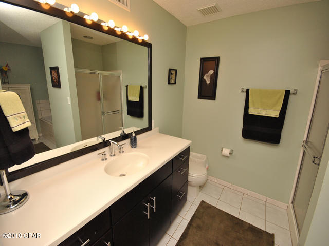 Leisure Lakes - Residential