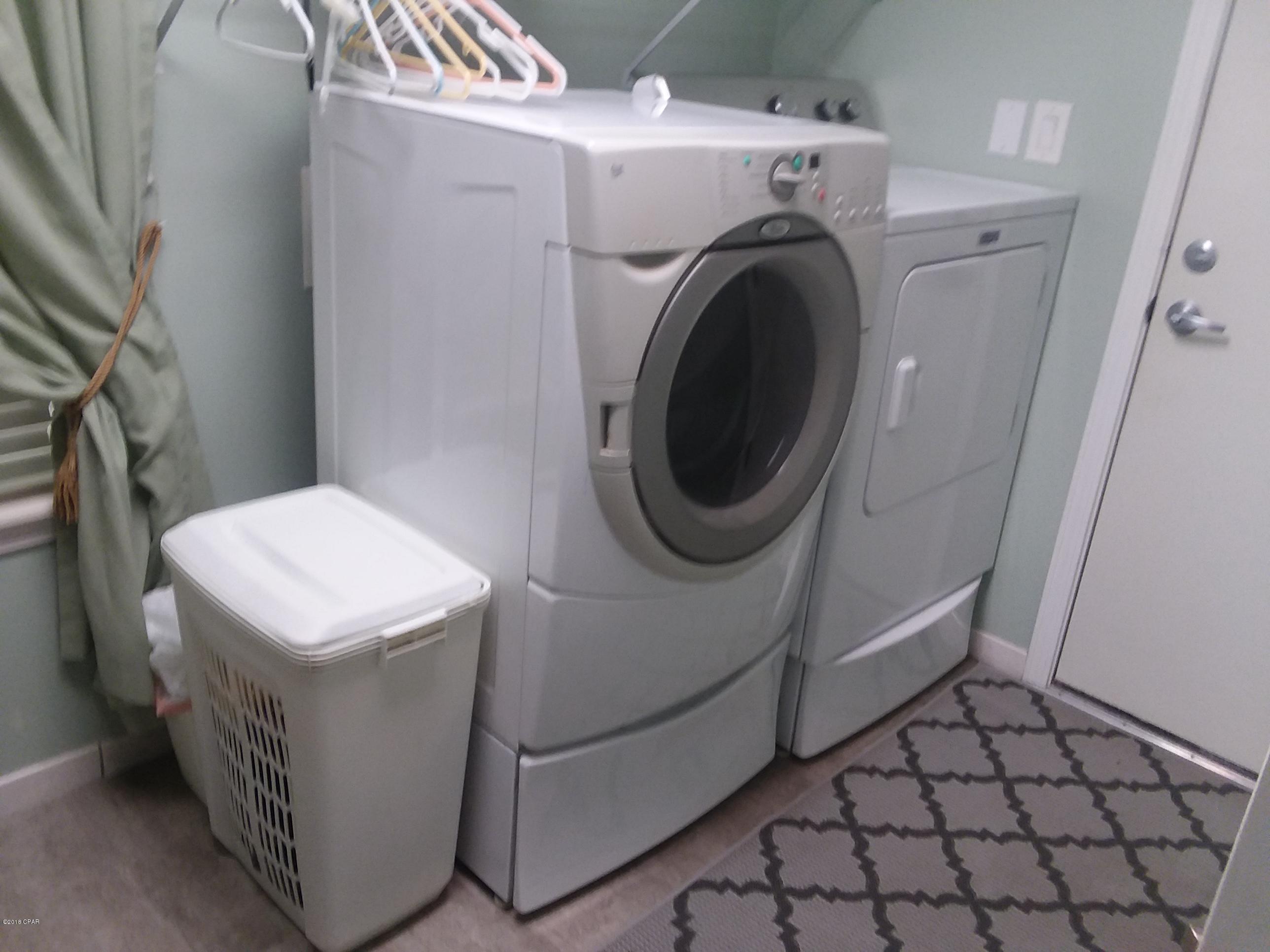 Leisure Lakes - Residential