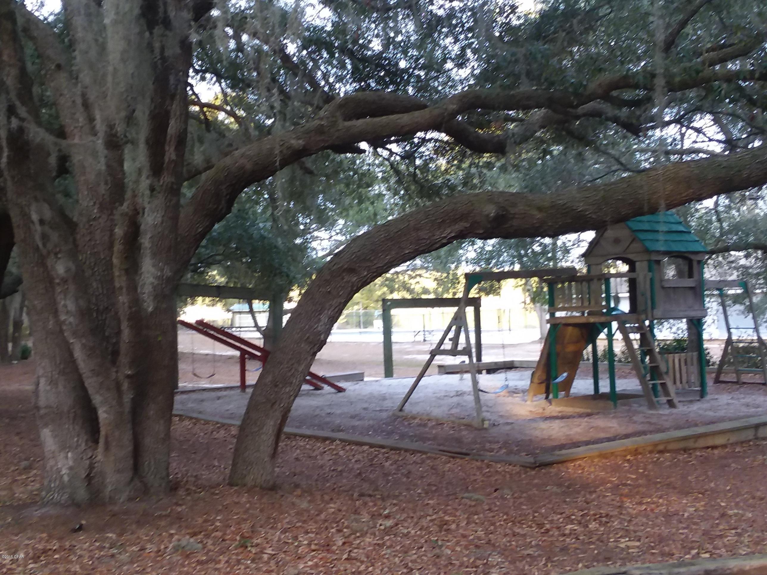 Leisure Lakes - Residential