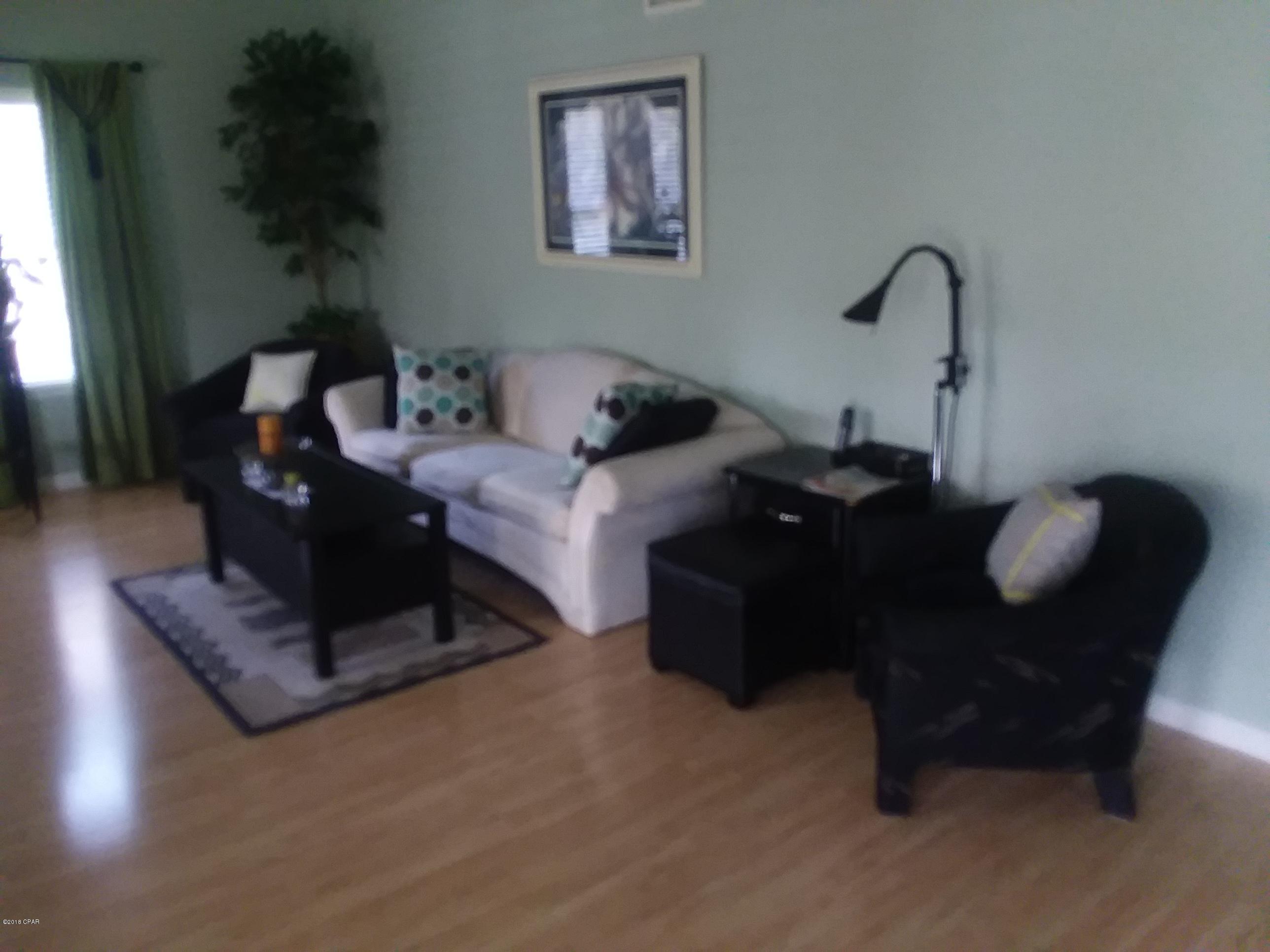 Leisure Lakes - Residential