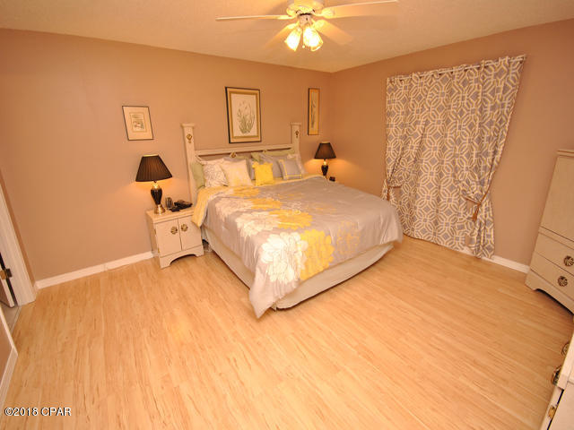 Leisure Lakes - Residential