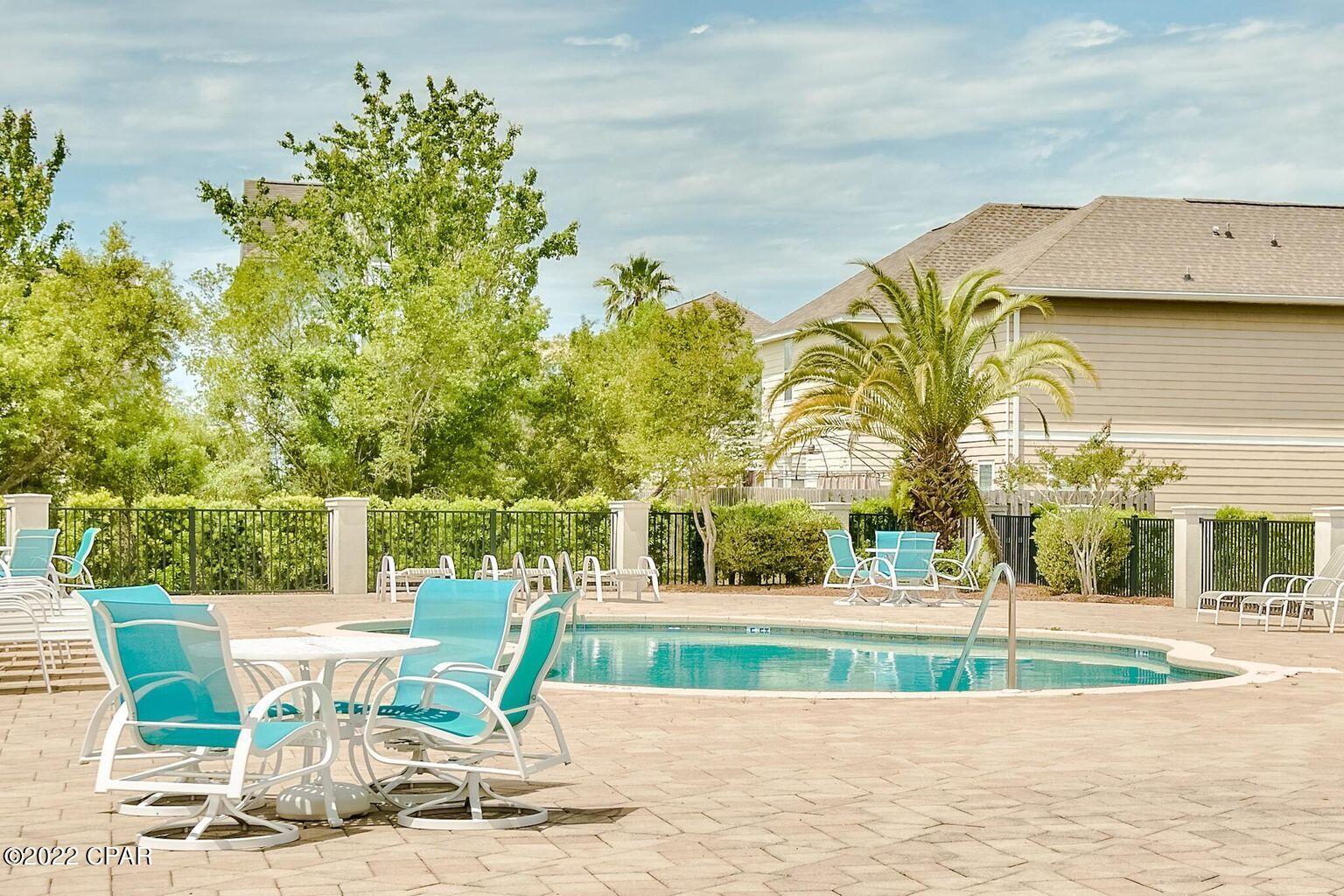 Harrison's Walk - Land