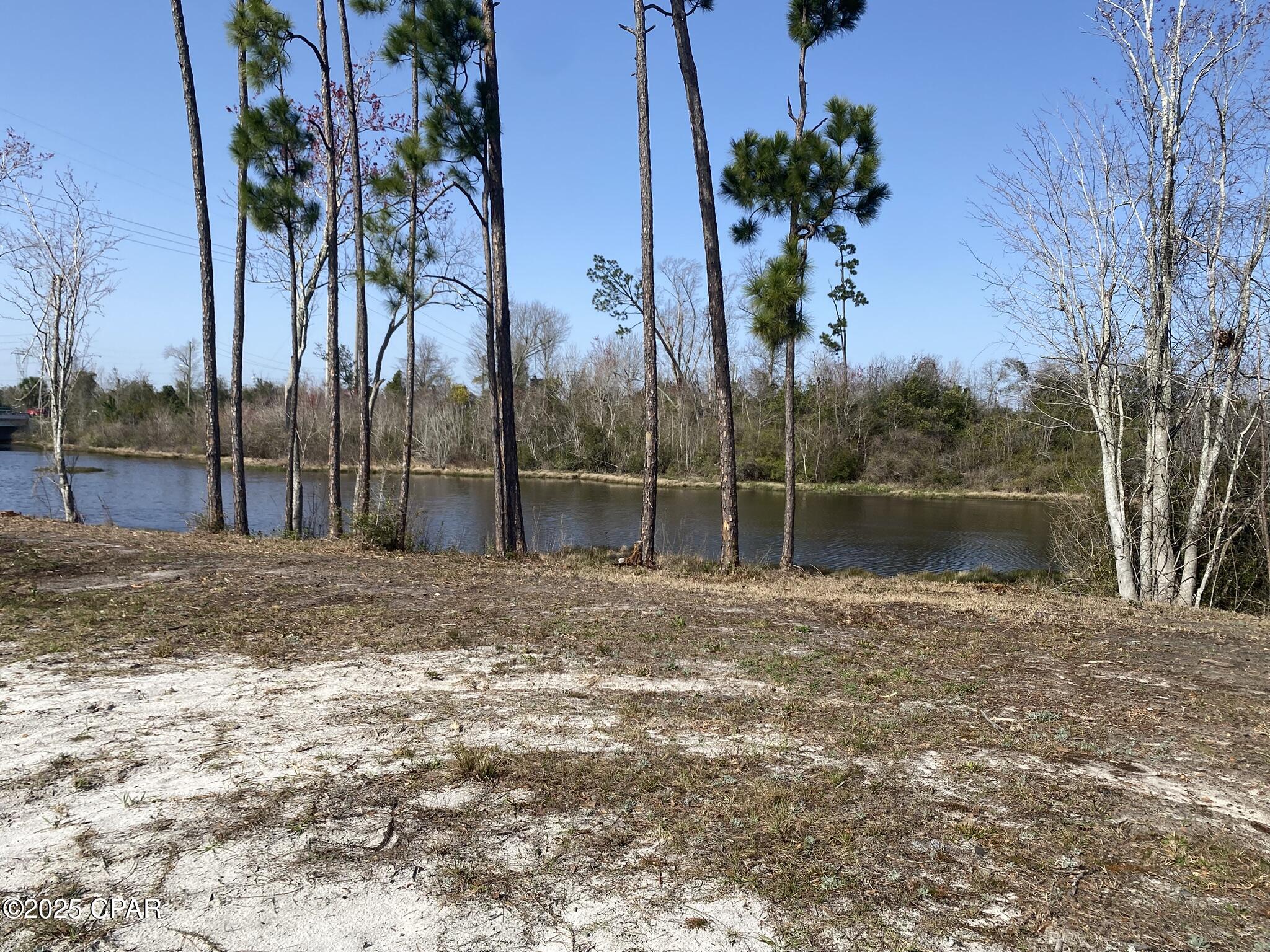 Towne & Country Lake Estates - Land