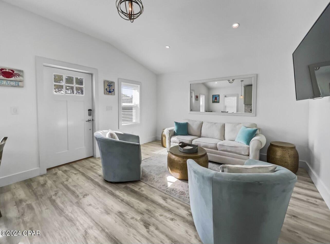 Kiska Beach 1st Add - Residential