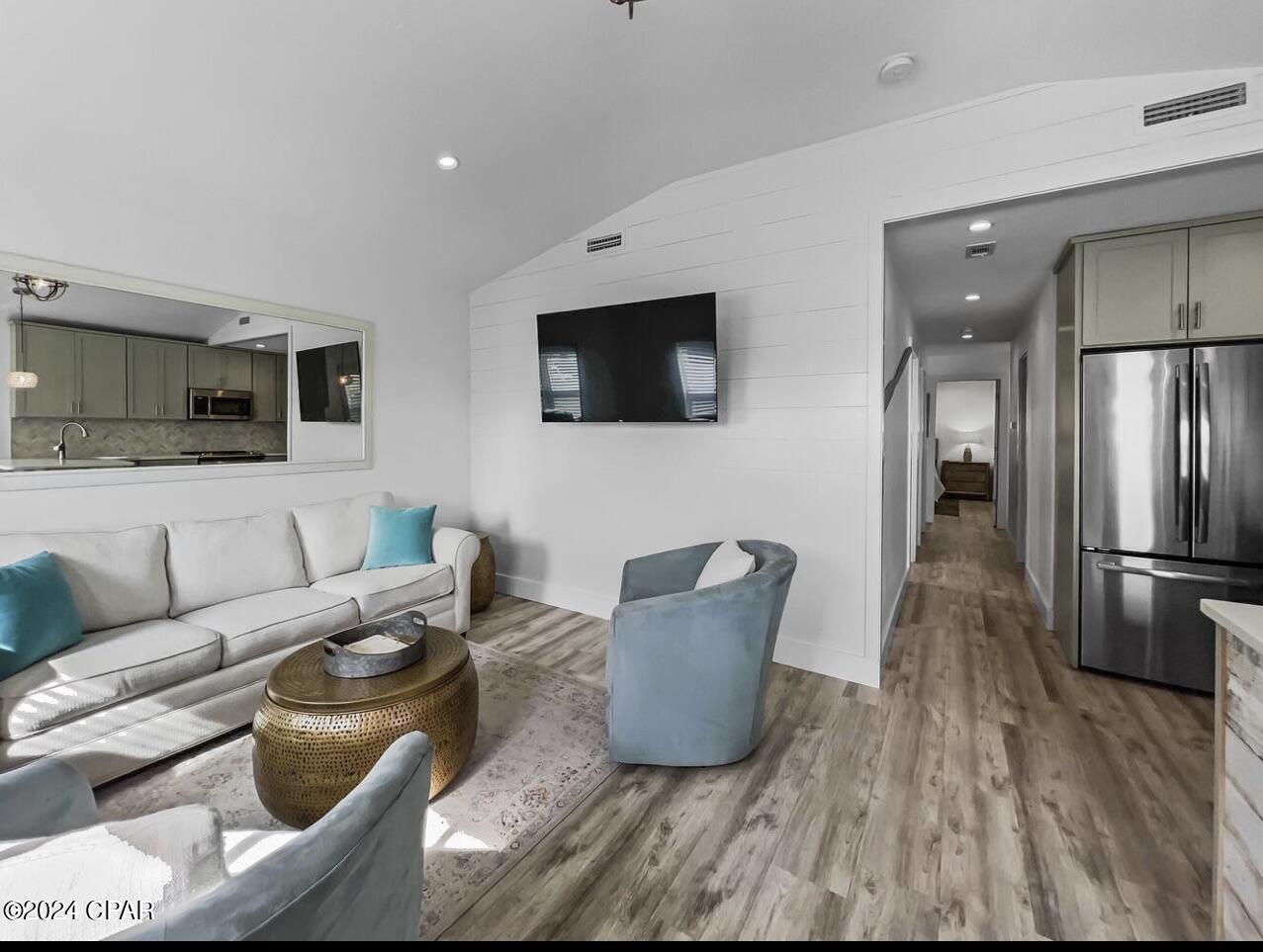 Kiska Beach 1st Add - Residential