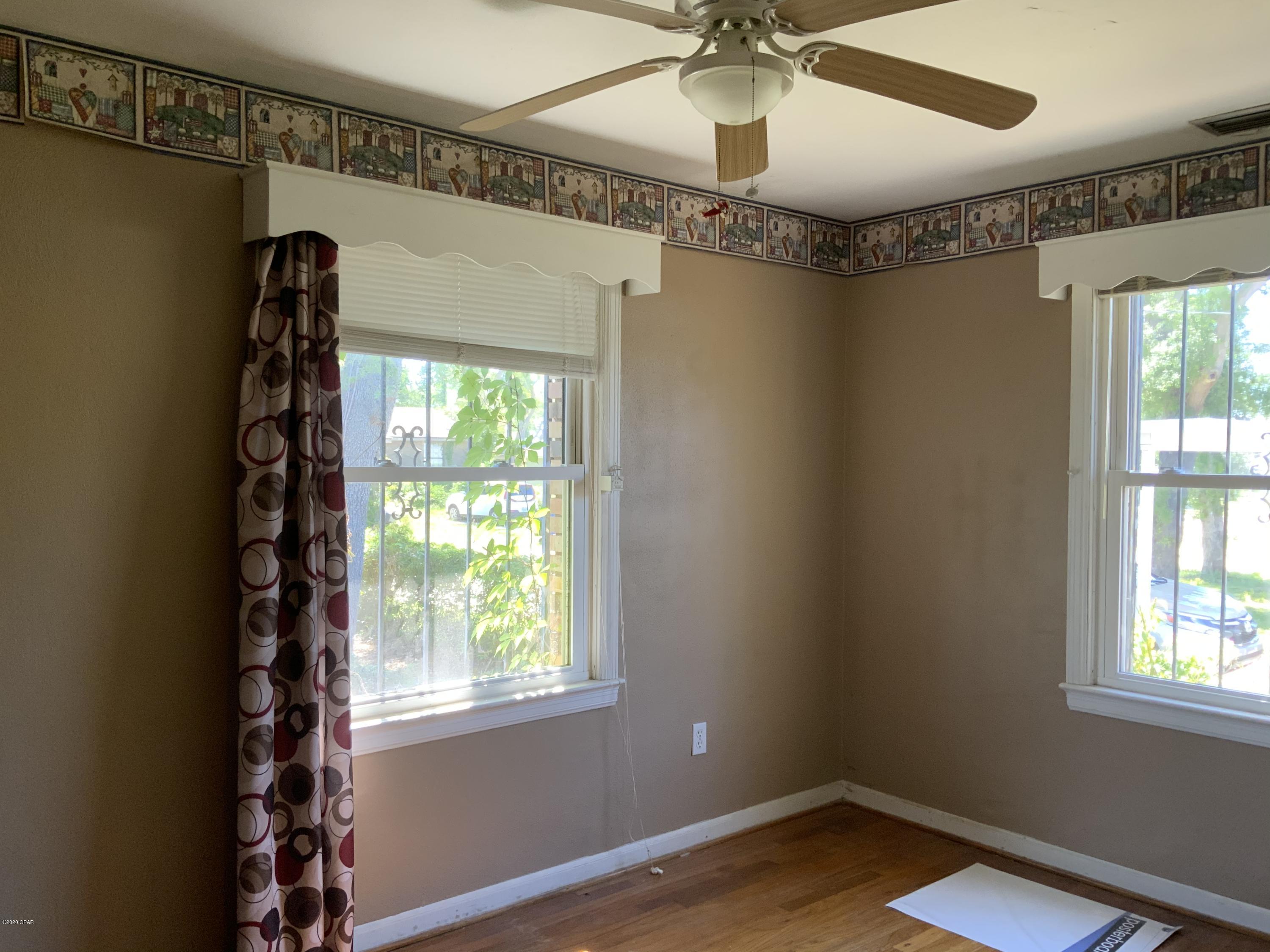 Cove Terrace 2nd Add - Residential